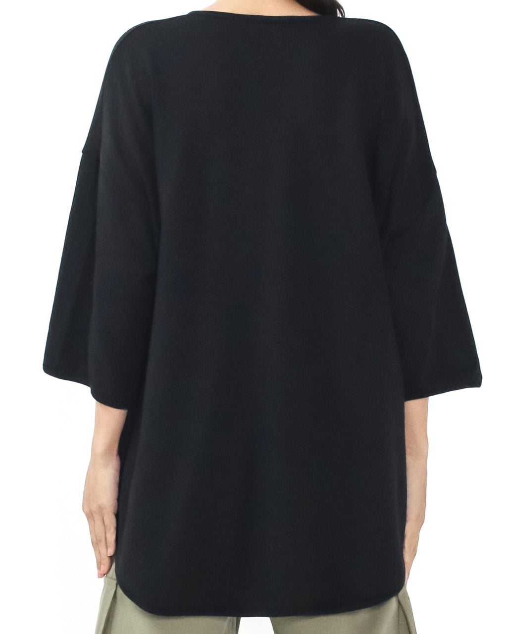 black U hem tee *pre-order*