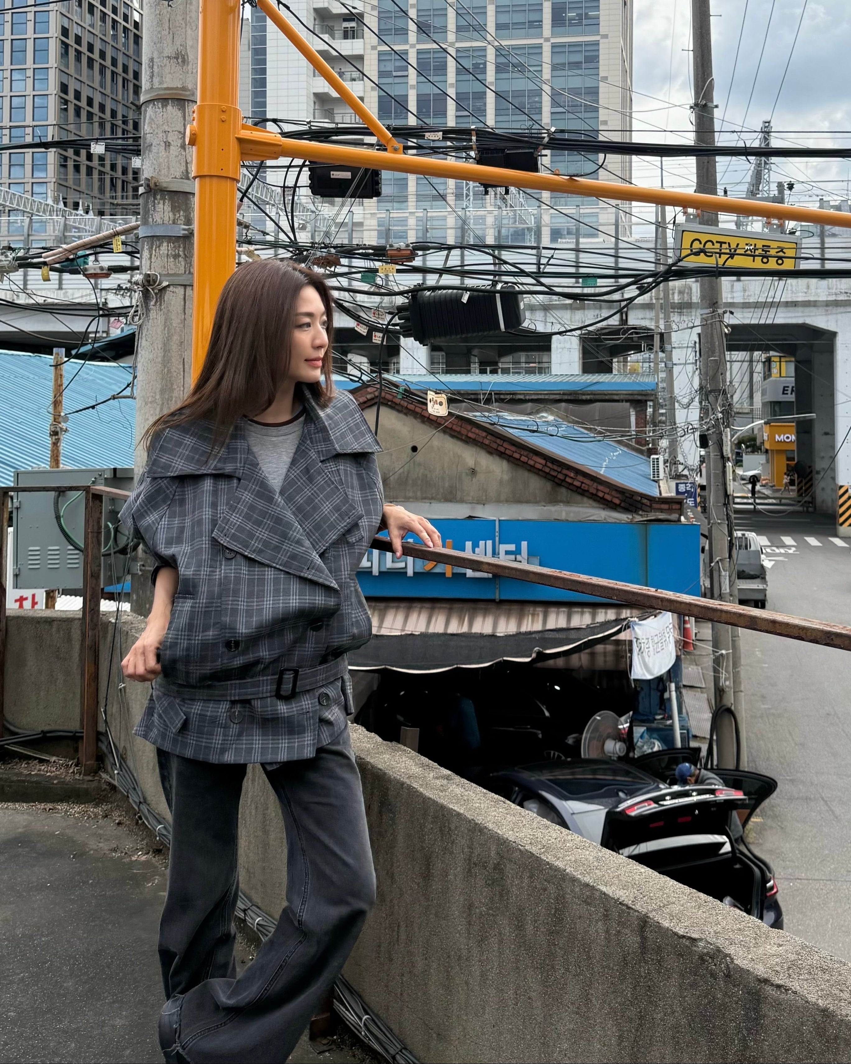 grey checkers trench jacket with belt *pre-order*