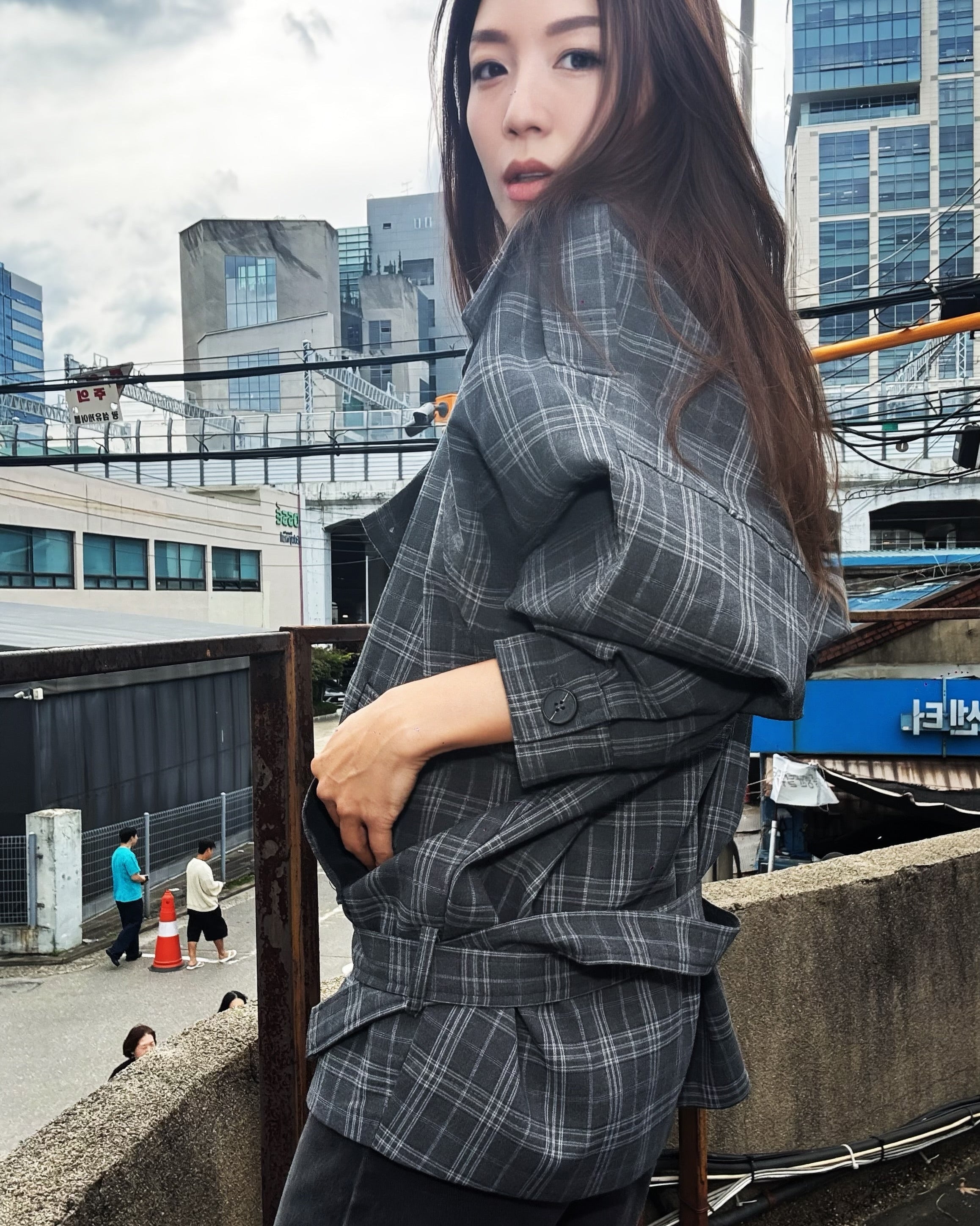 grey checkers trench jacket with belt *pre-order*