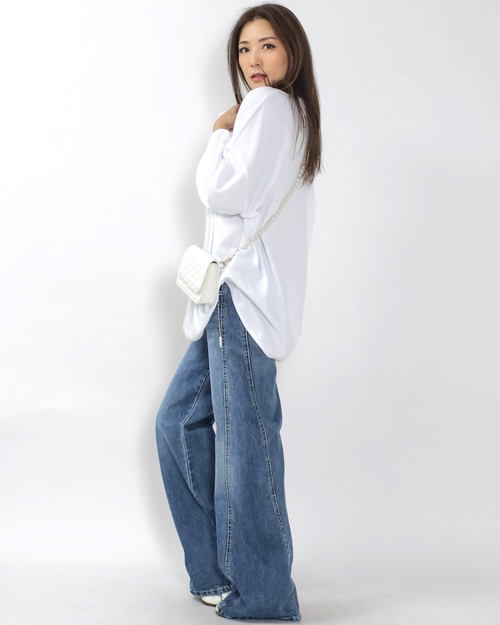 ivory U hem tee *pre-order*