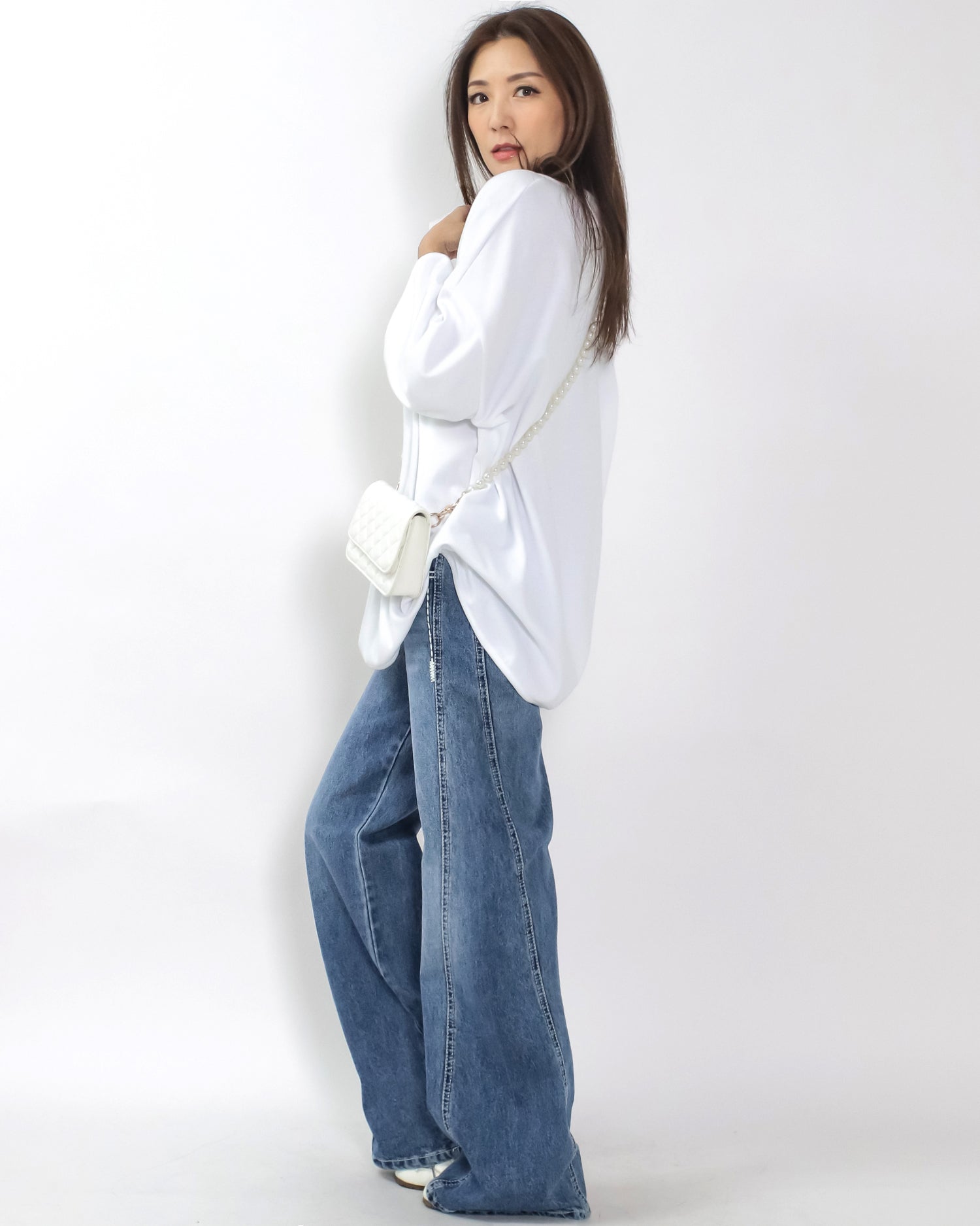 ivory U hem tee *pre-order*