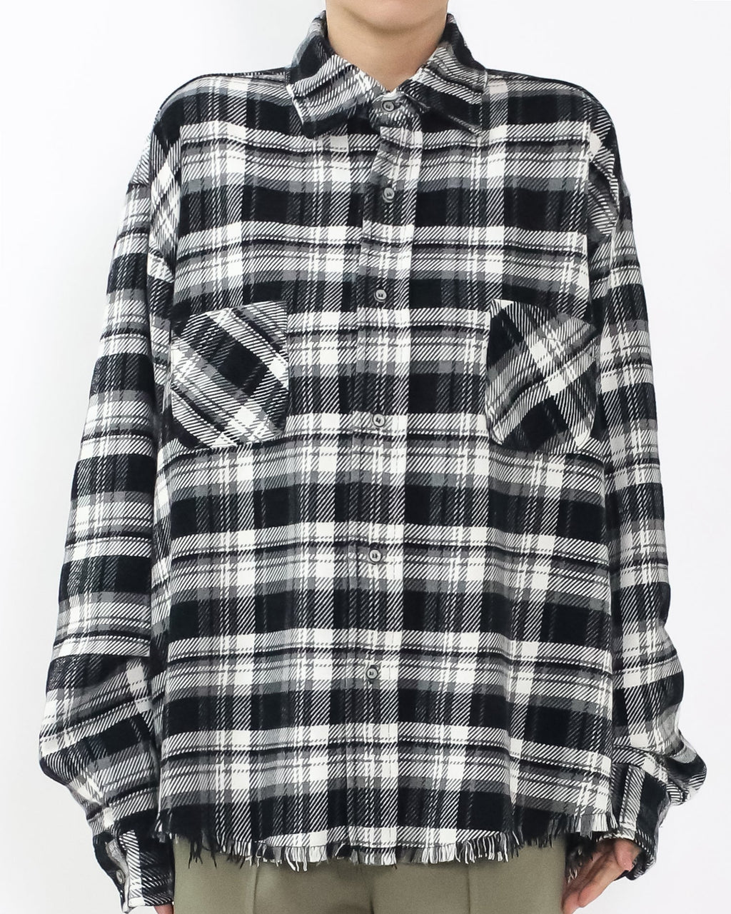 black & ivory checkers tassels hem shirt *pre-order*