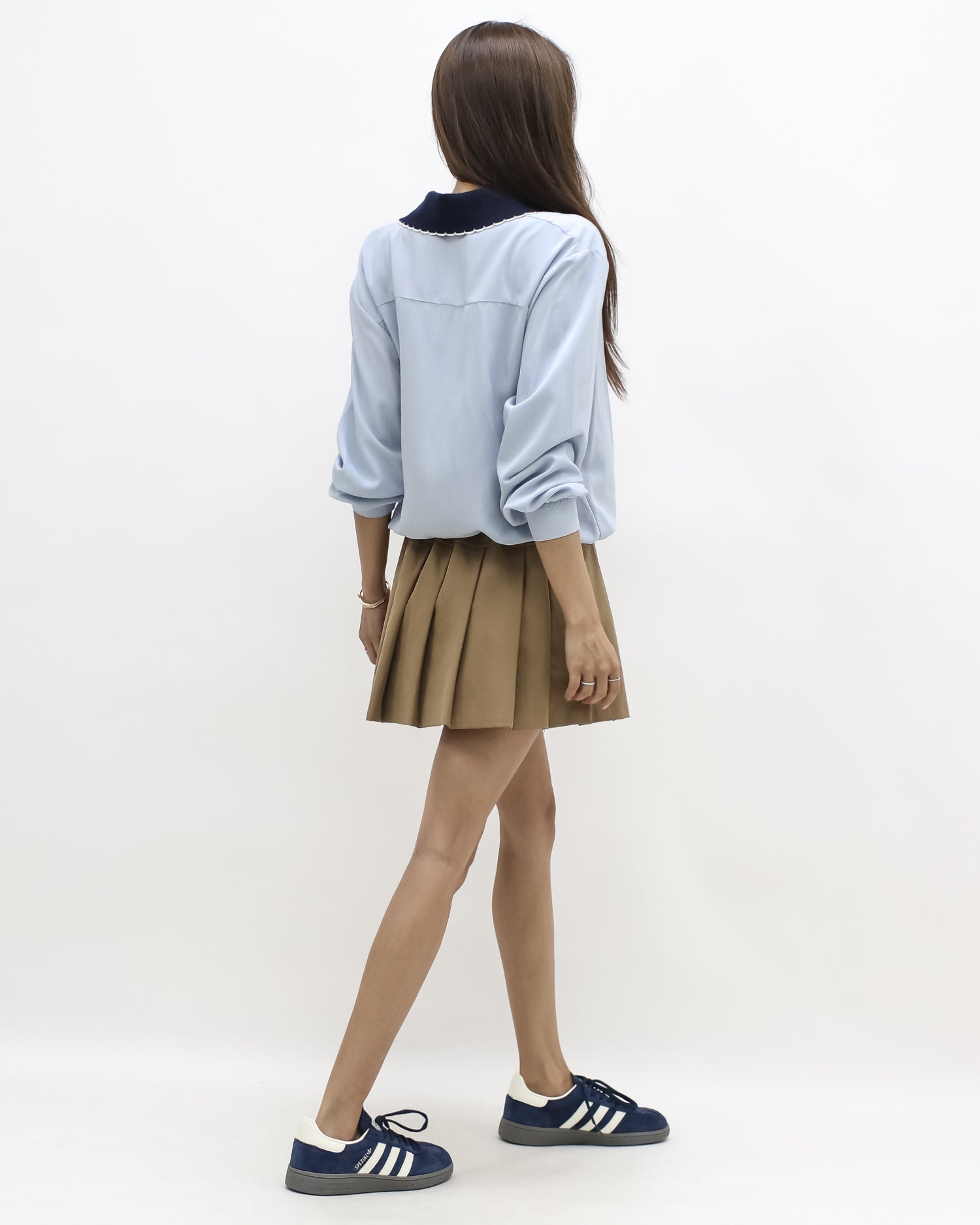 blue shirt w/ navy knitted collar