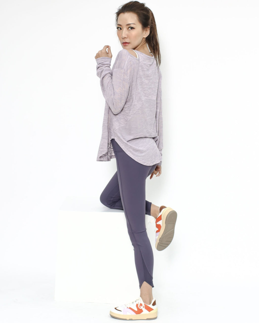 lilac cutout back sports top *pre-order*