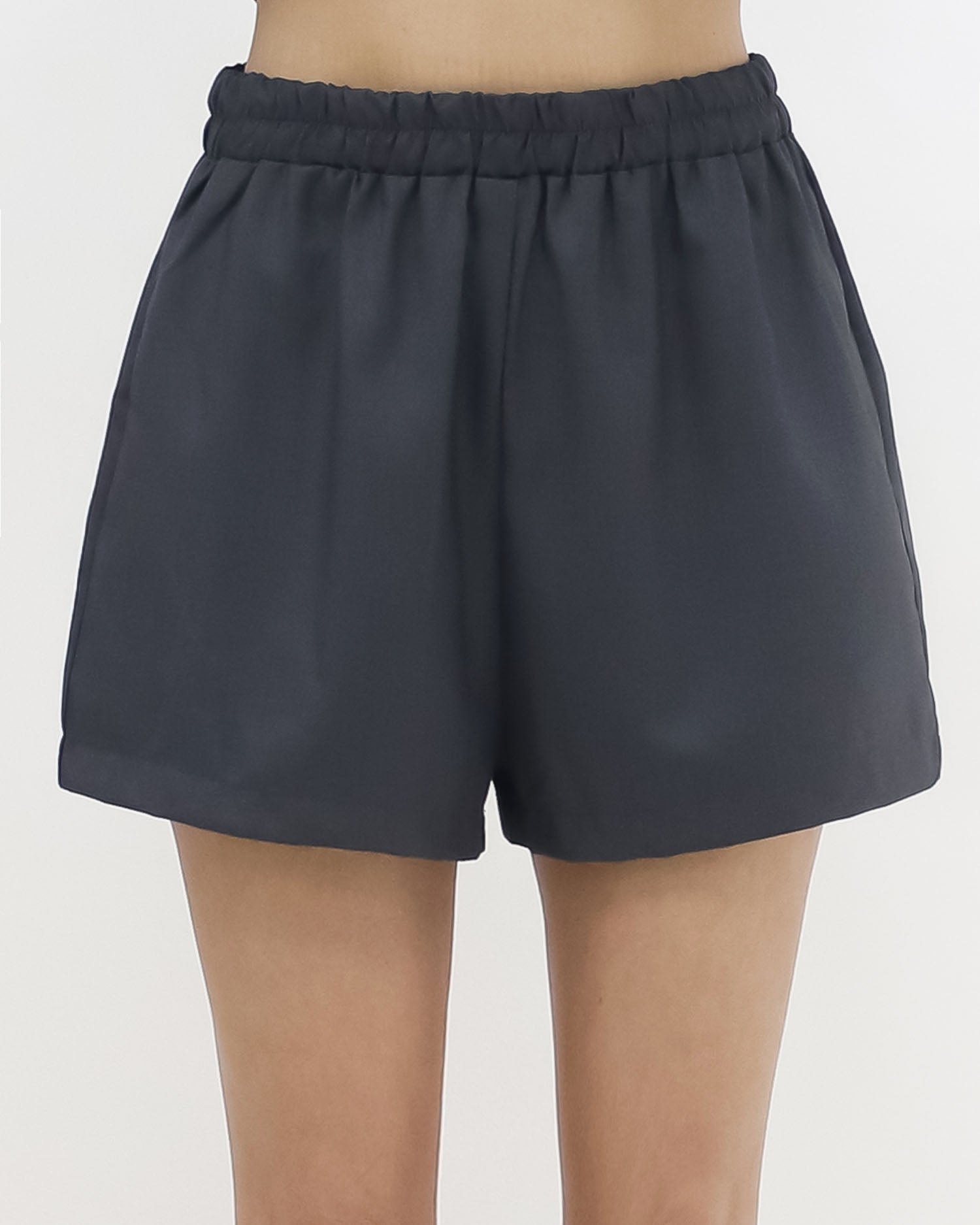 dark grey w/ bule shirt layer top & shorts set w/ belt