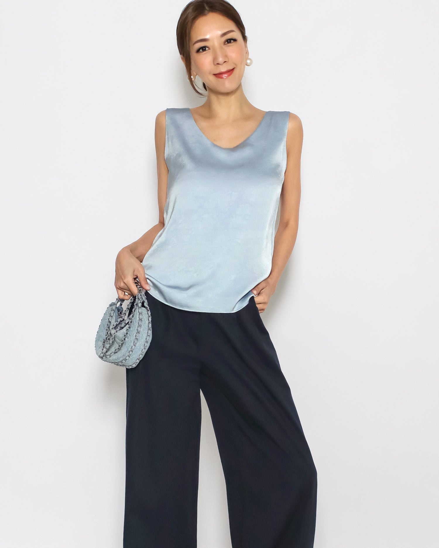 light blue slinky texture vest *pre-order*