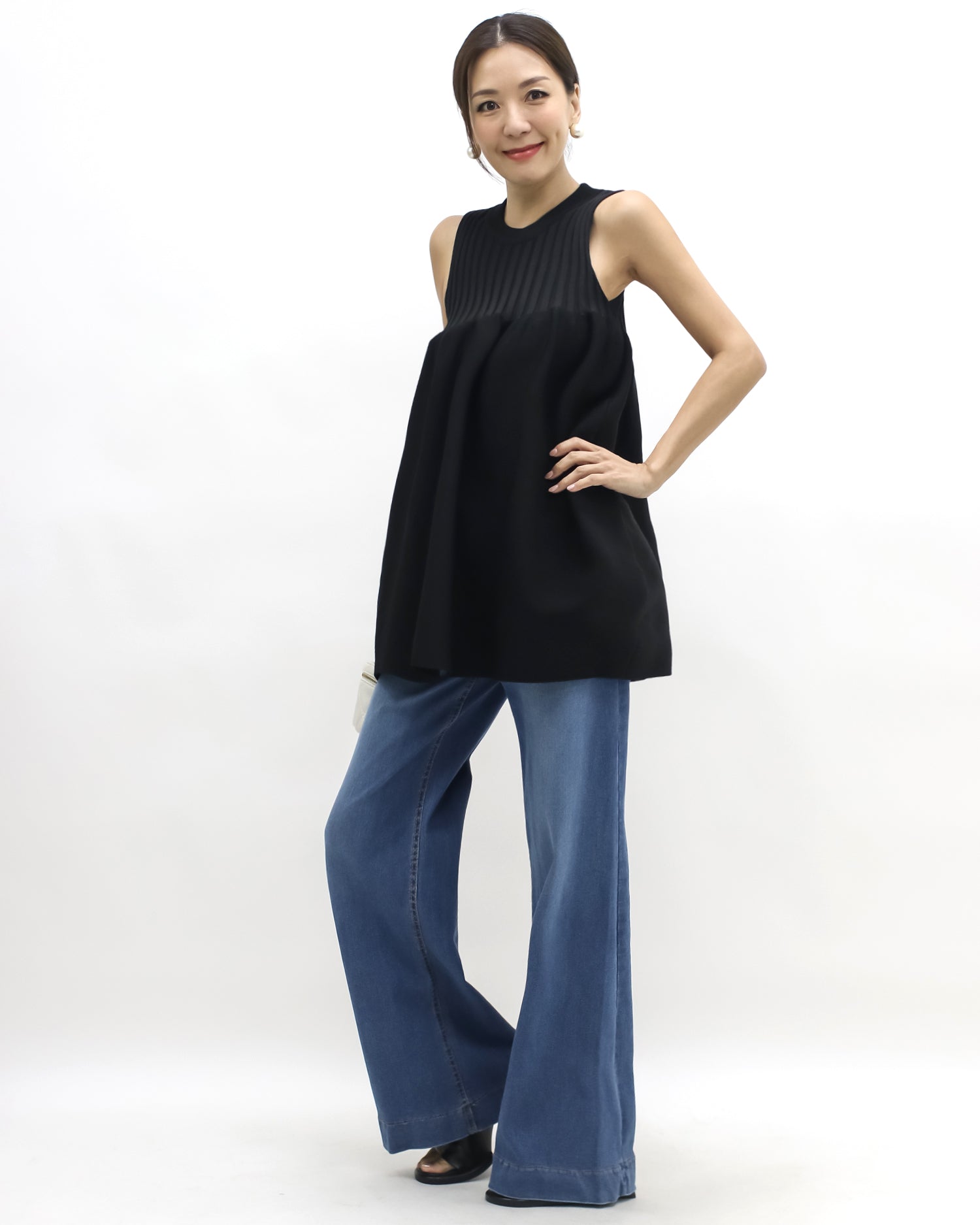 black puff hem knitted vest top *pre-order*