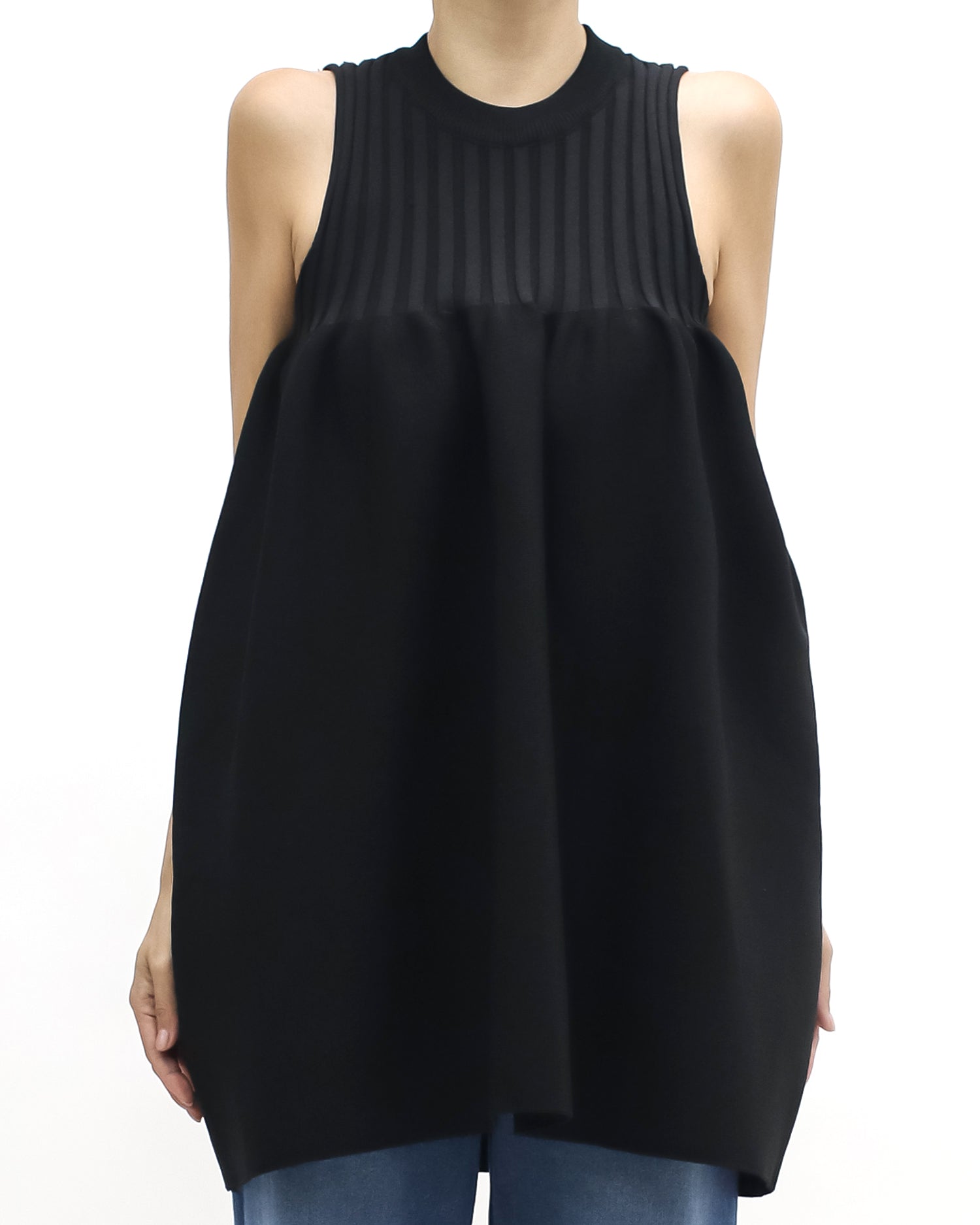 black puff hem knitted vest top *pre-order*