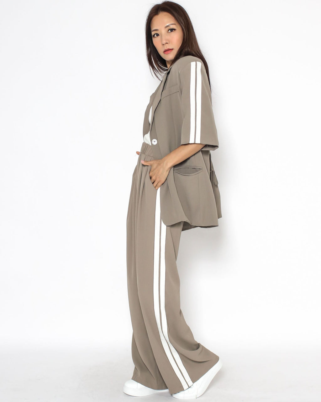 beige & ivory stripes chiffon jacket & straight pants set *pre-order*