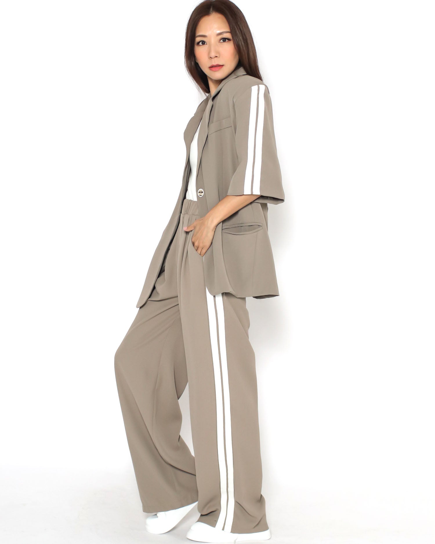 beige & ivory stripes chiffon jacket & straight pants set *pre-order*