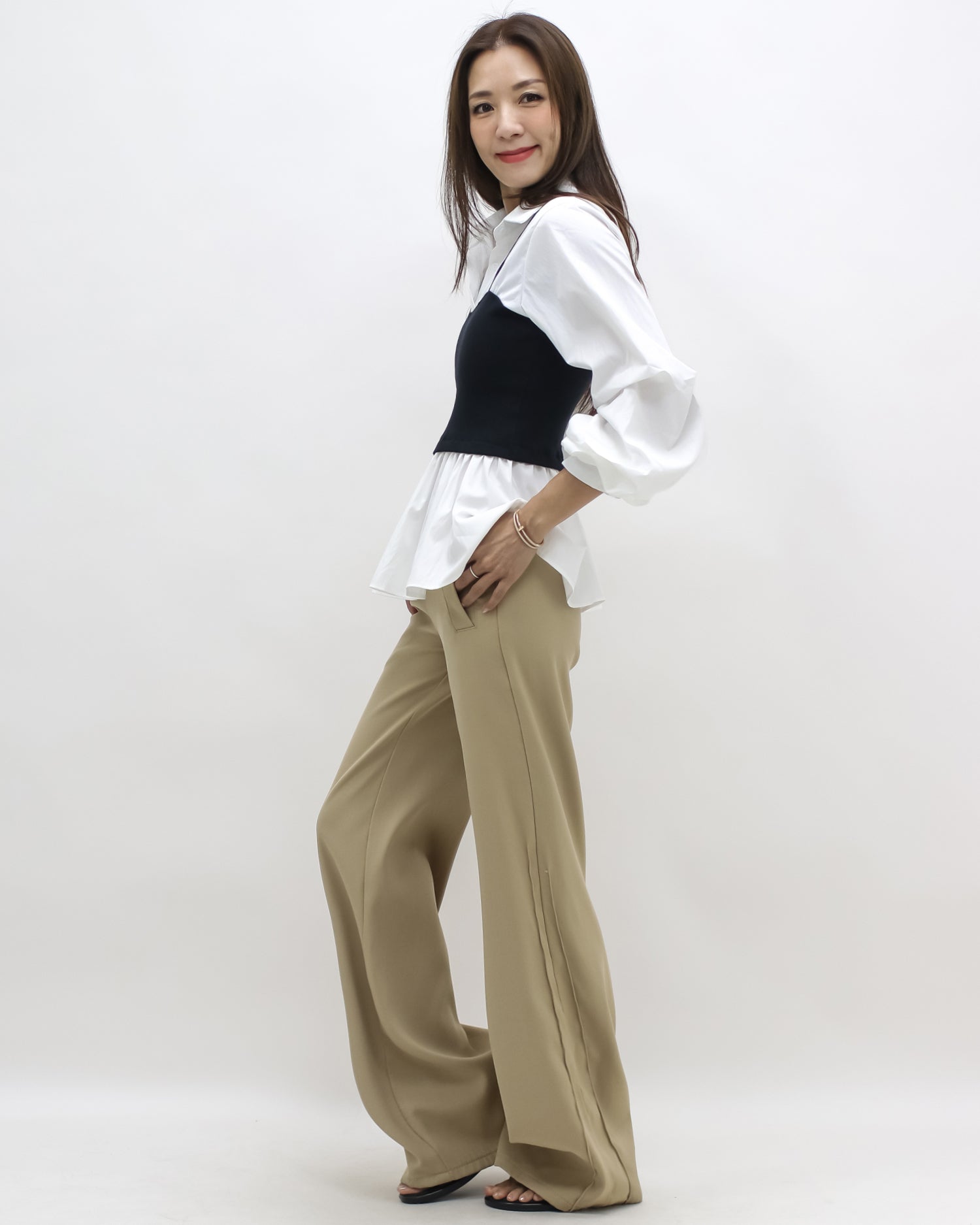 ivory w/ black knitted vest ruched sleeve shirt *pre-order*