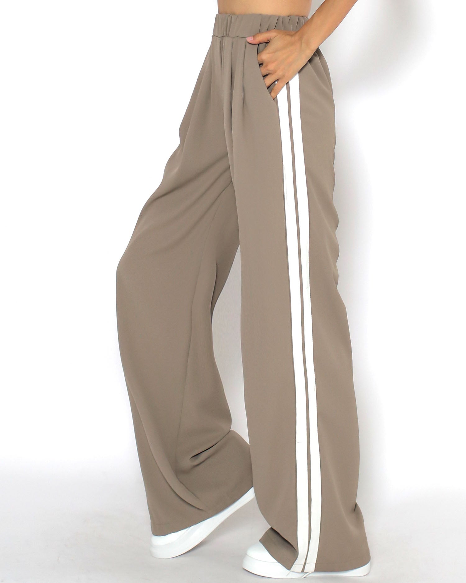 beige & ivory stripes chiffon jacket & straight pants set *pre-order*