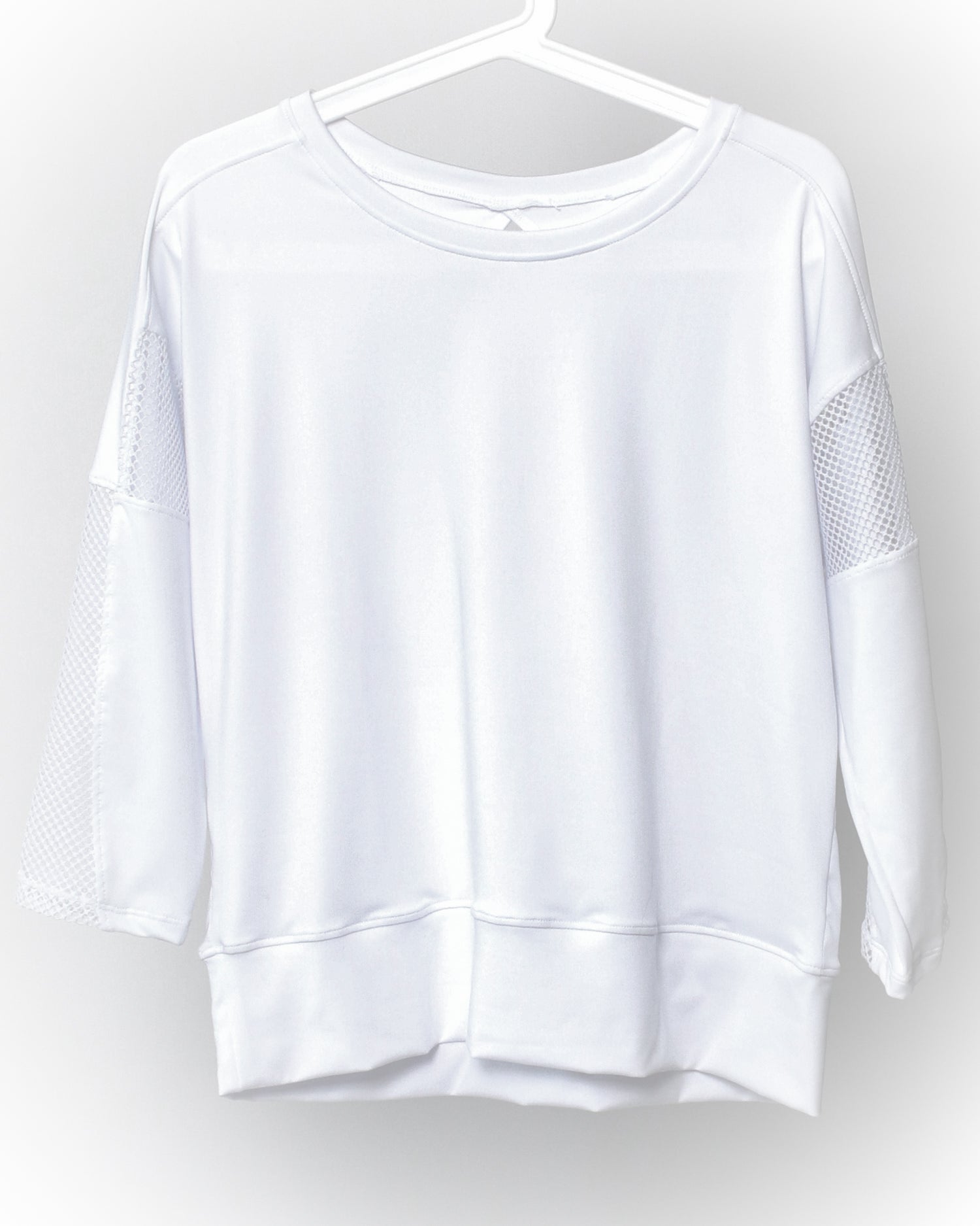 white nets open back sporty top *pre-order*