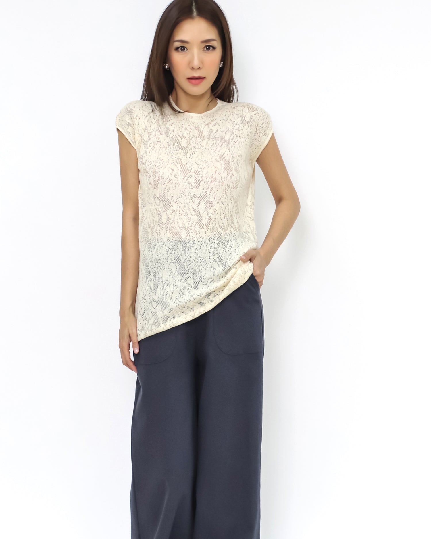 ivory lace tee *pre-order*