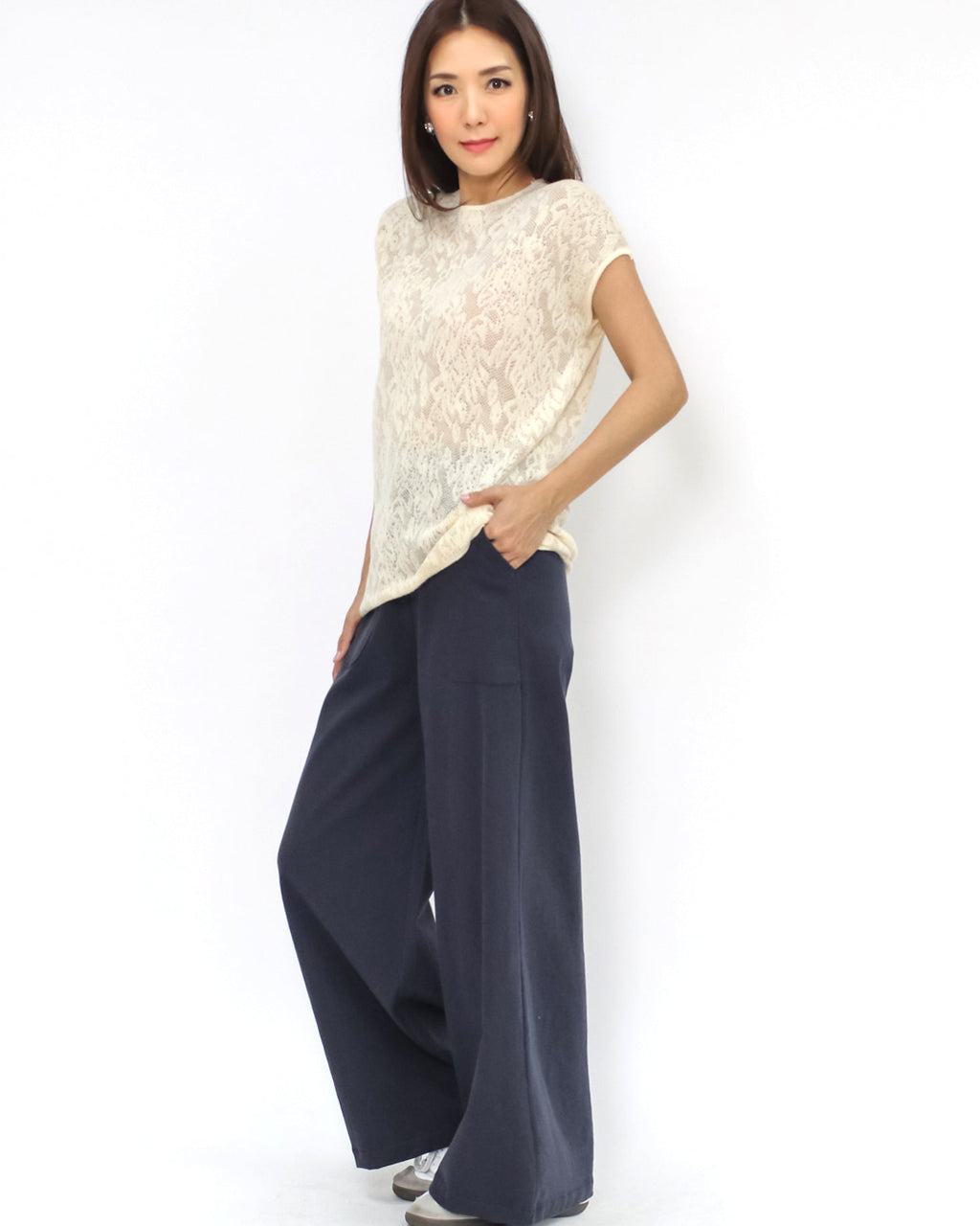 ivory lace tee *pre-order*