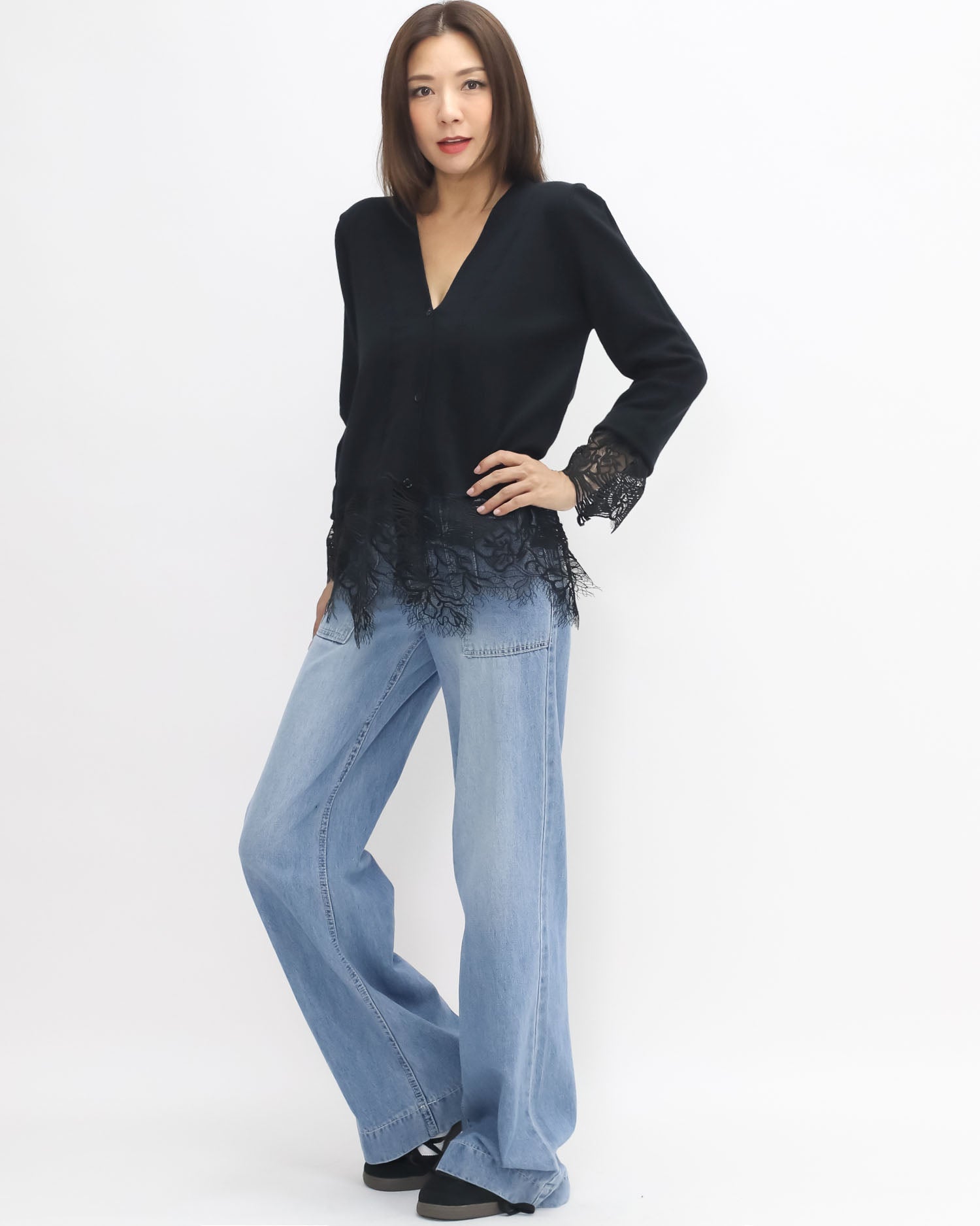 black w/ lace hem & cuffs knitted cardigan *pre-order*