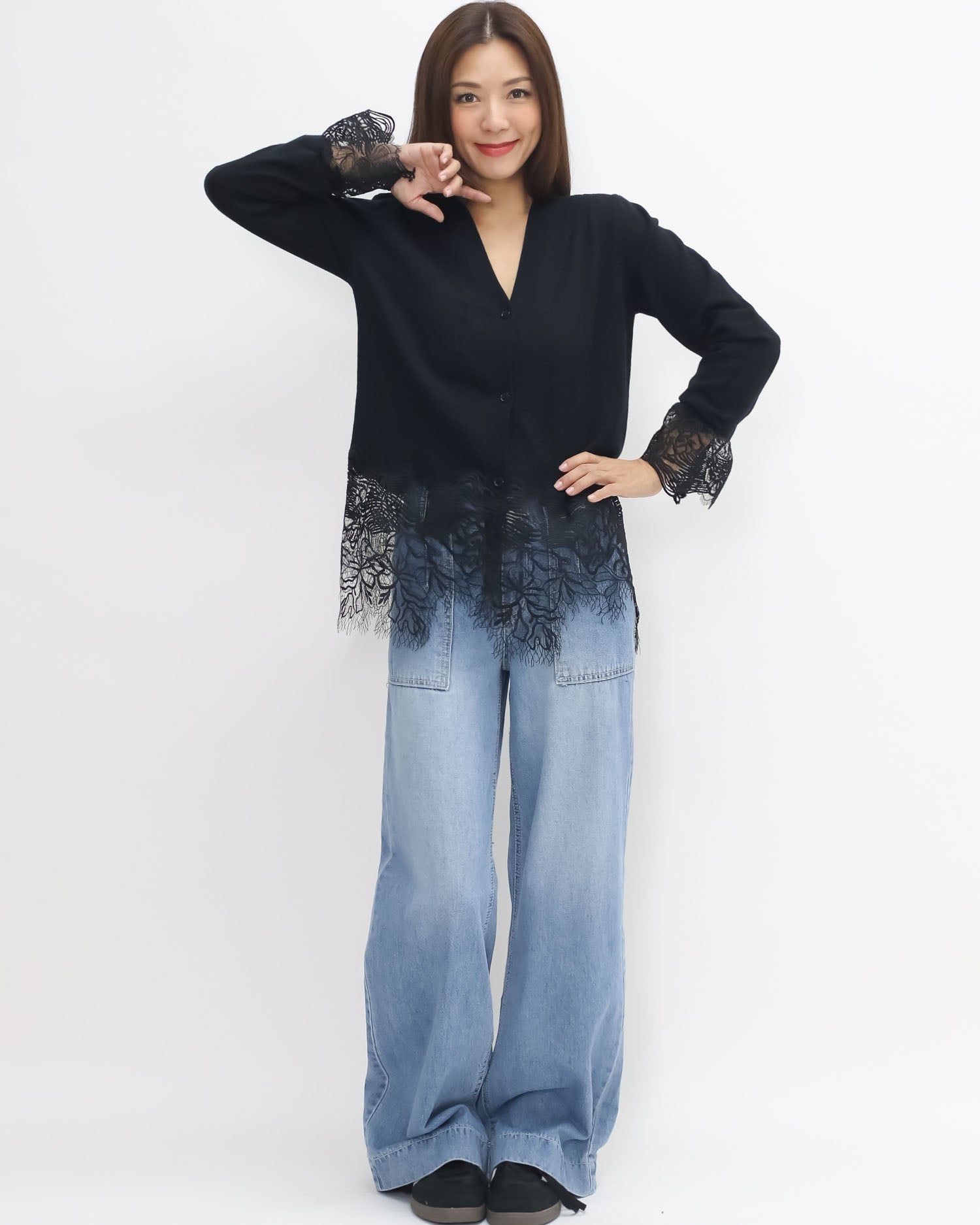 black w/ lace hem & cuffs knitted cardigan *pre-order*