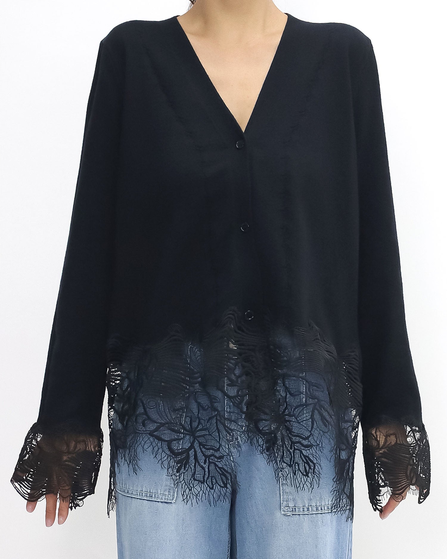 black w/ lace hem & cuffs knitted cardigan *pre-order*