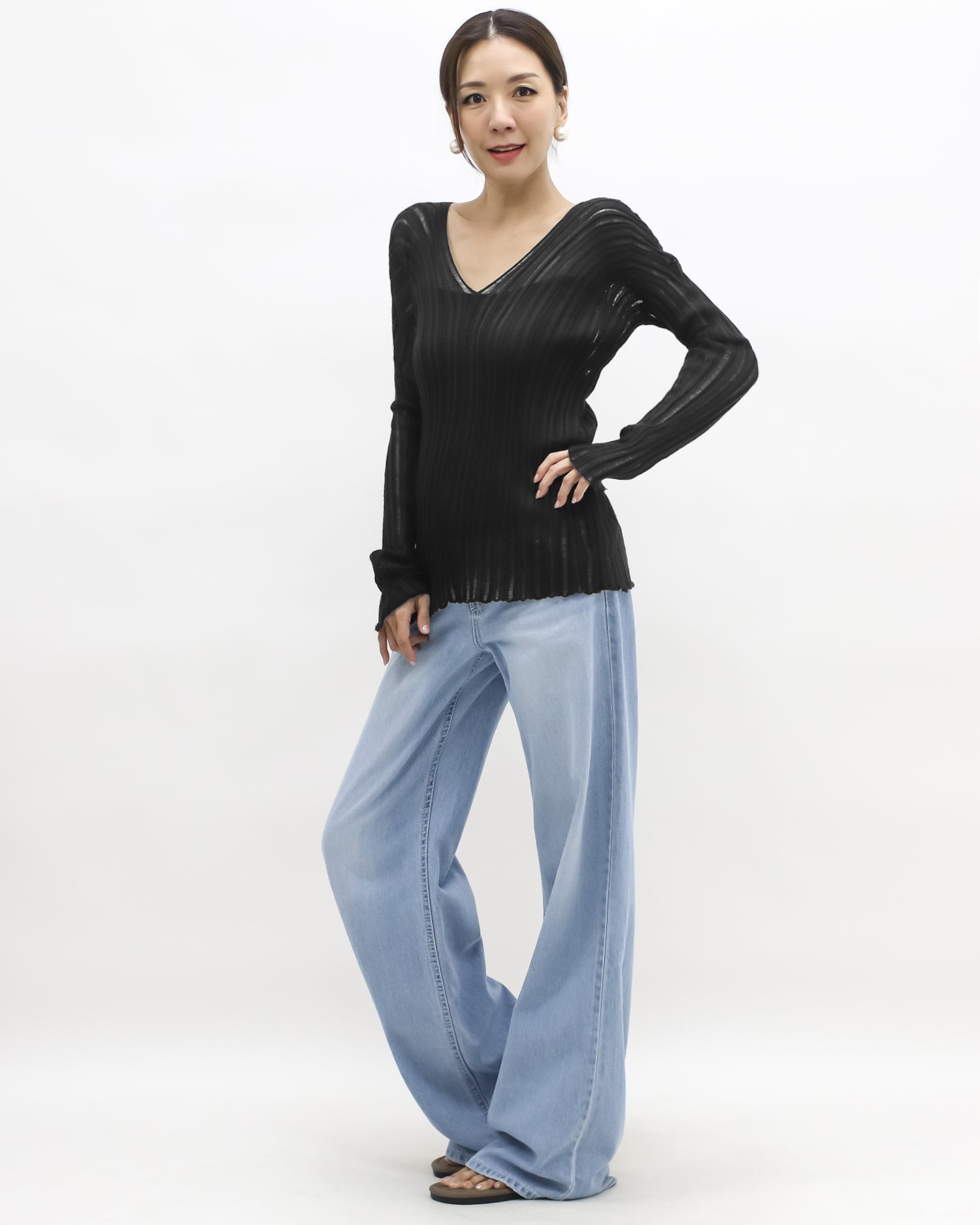 black V neck striped knitted top