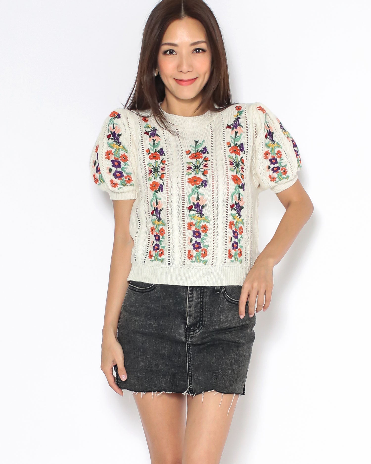 ivory flowers knitted top *pre-order*