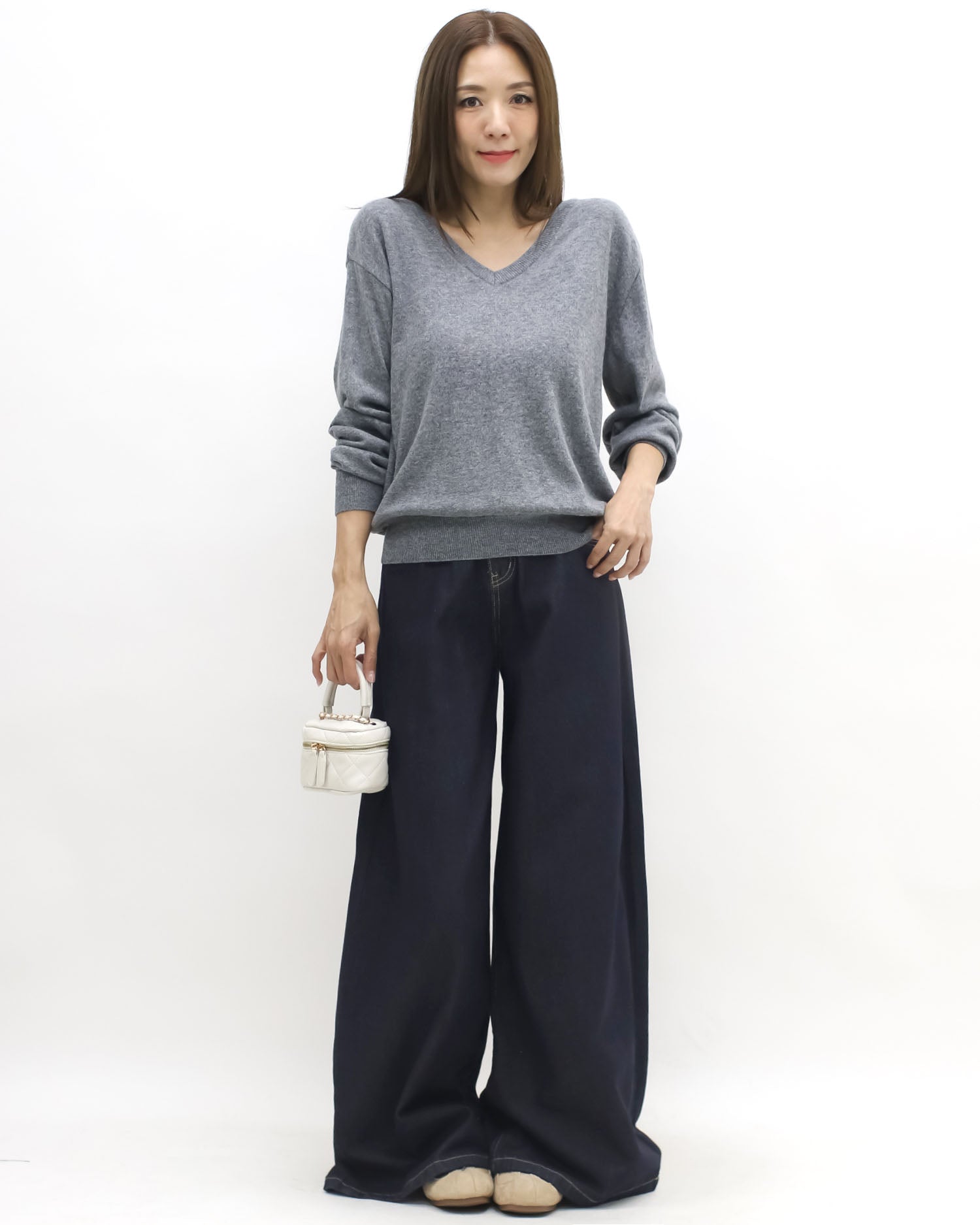 grey V neck front & back knitted top *pre-order*