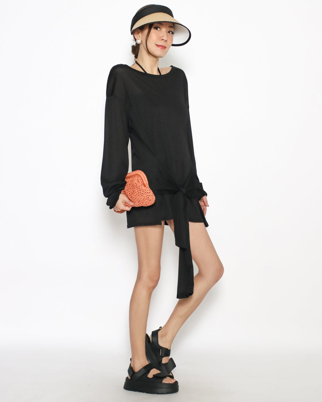 black knotted front cover up top