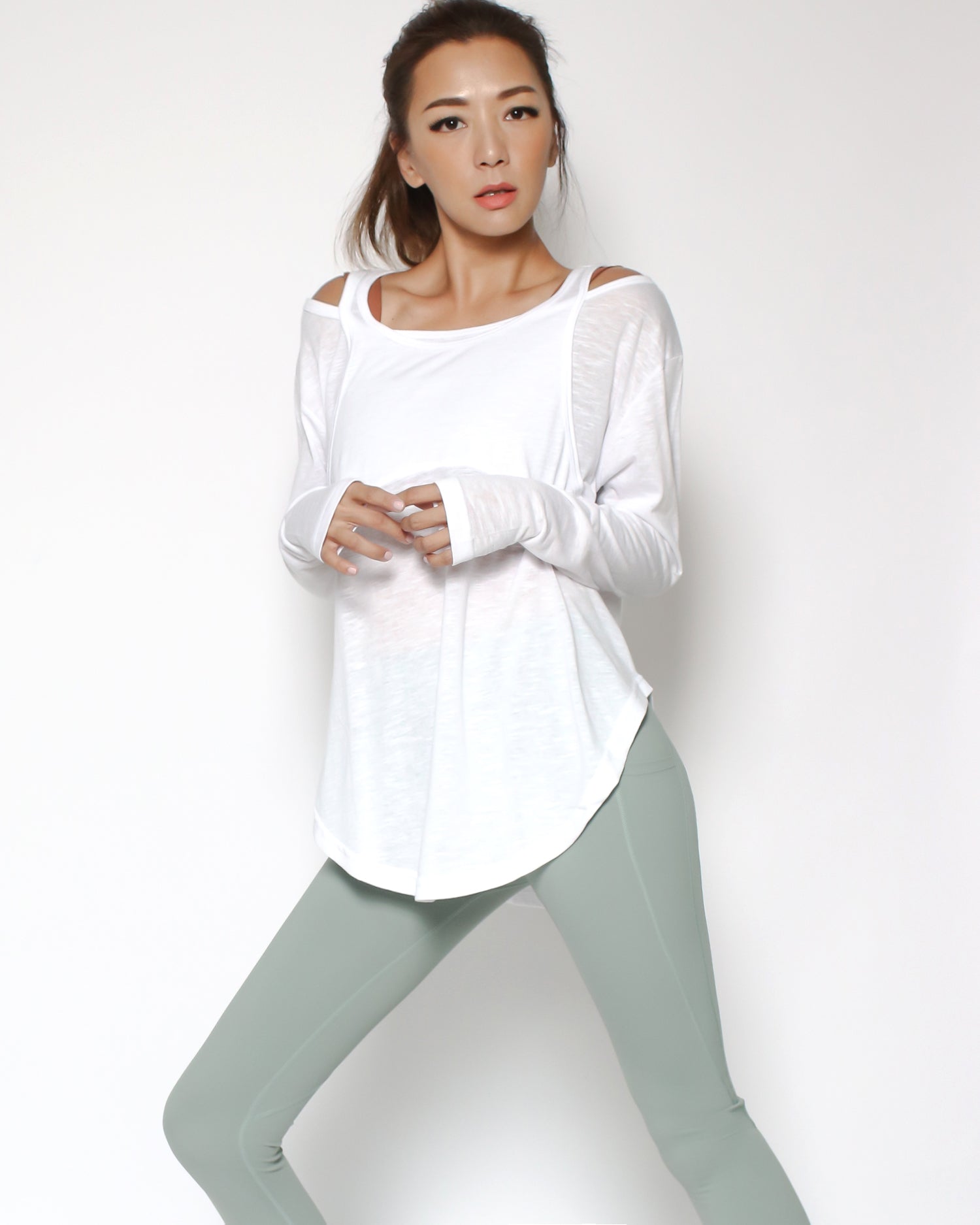 ivory cutout back sports top *pre-order*