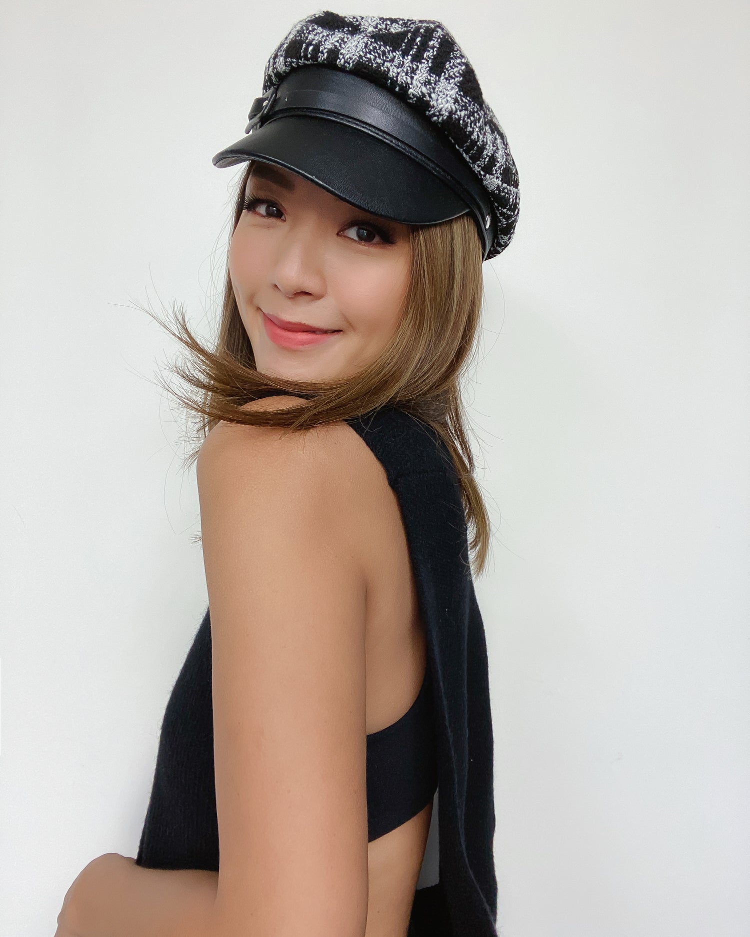 black tweed checkers boy cap hat *pre-order*