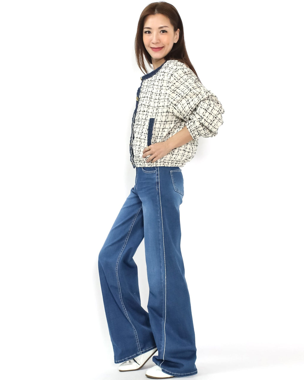Mid blue w/ ivory line straight leg jeans