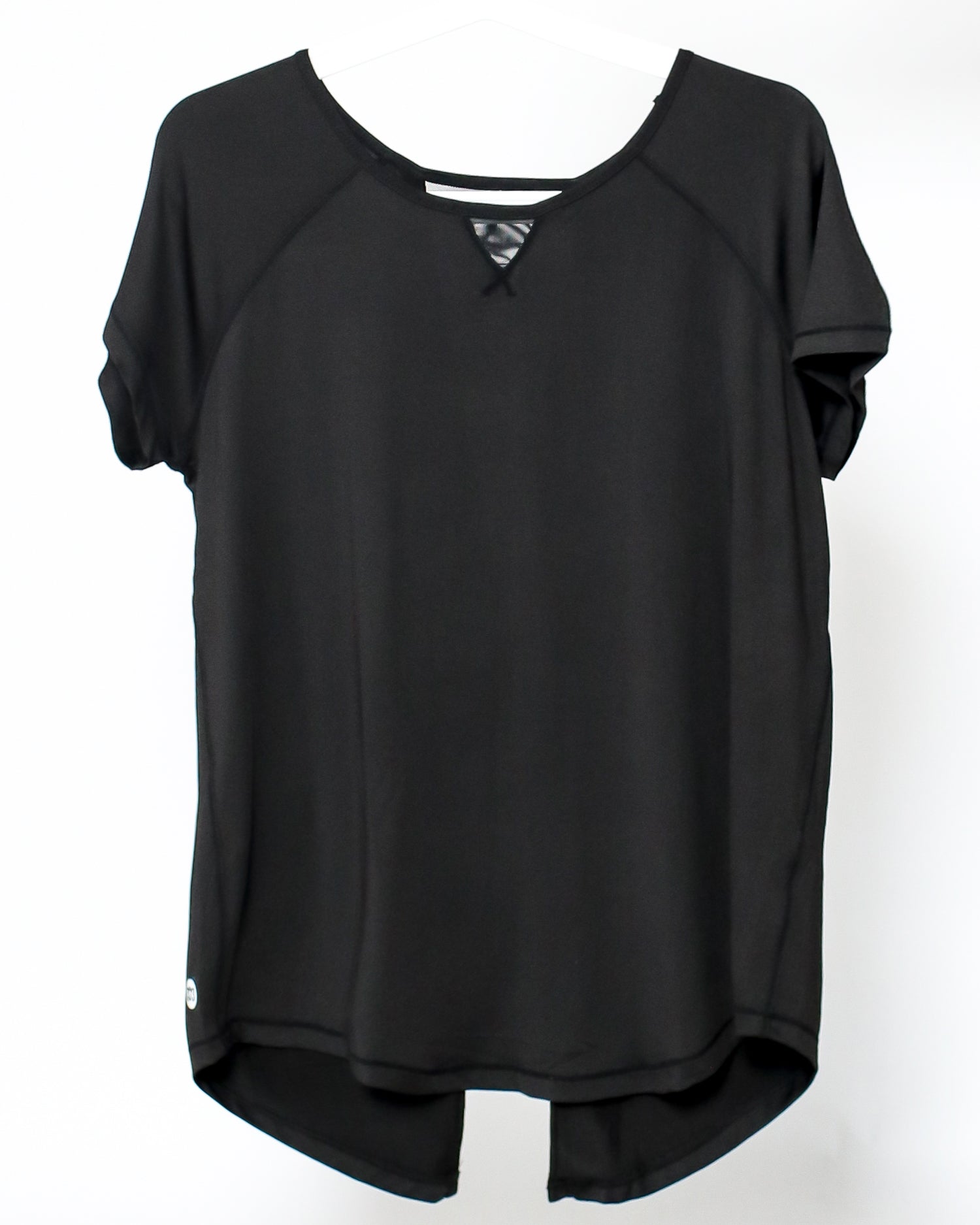 black mesh back asymmetric hem sporty tee *pre-order*