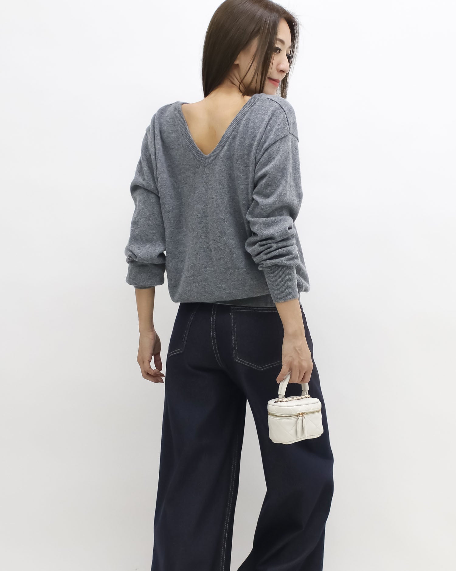 grey V neck front & back knitted top *pre-order*