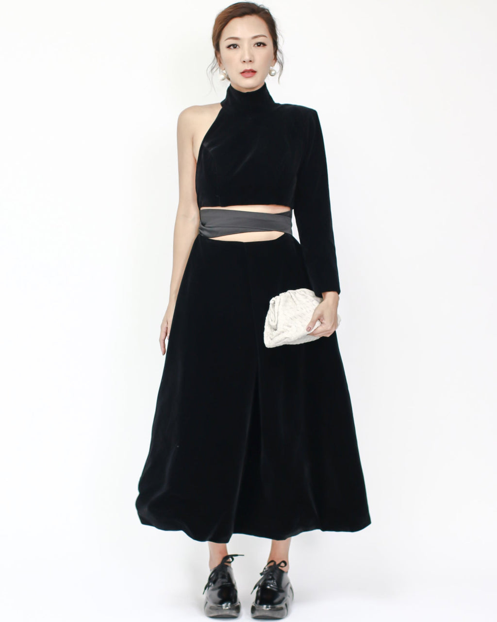 ivory pleats leather cross body bag *pre-order*