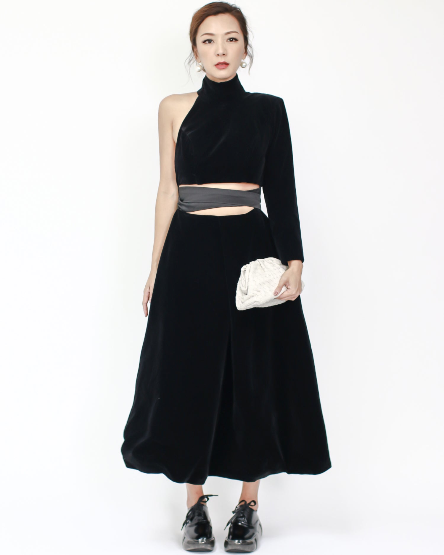 ivory pleats leather cross body bag *pre-order*