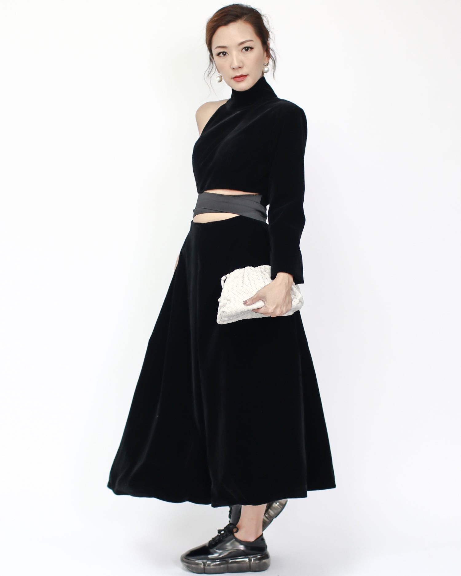 ivory pleats leather cross body bag *pre-order*