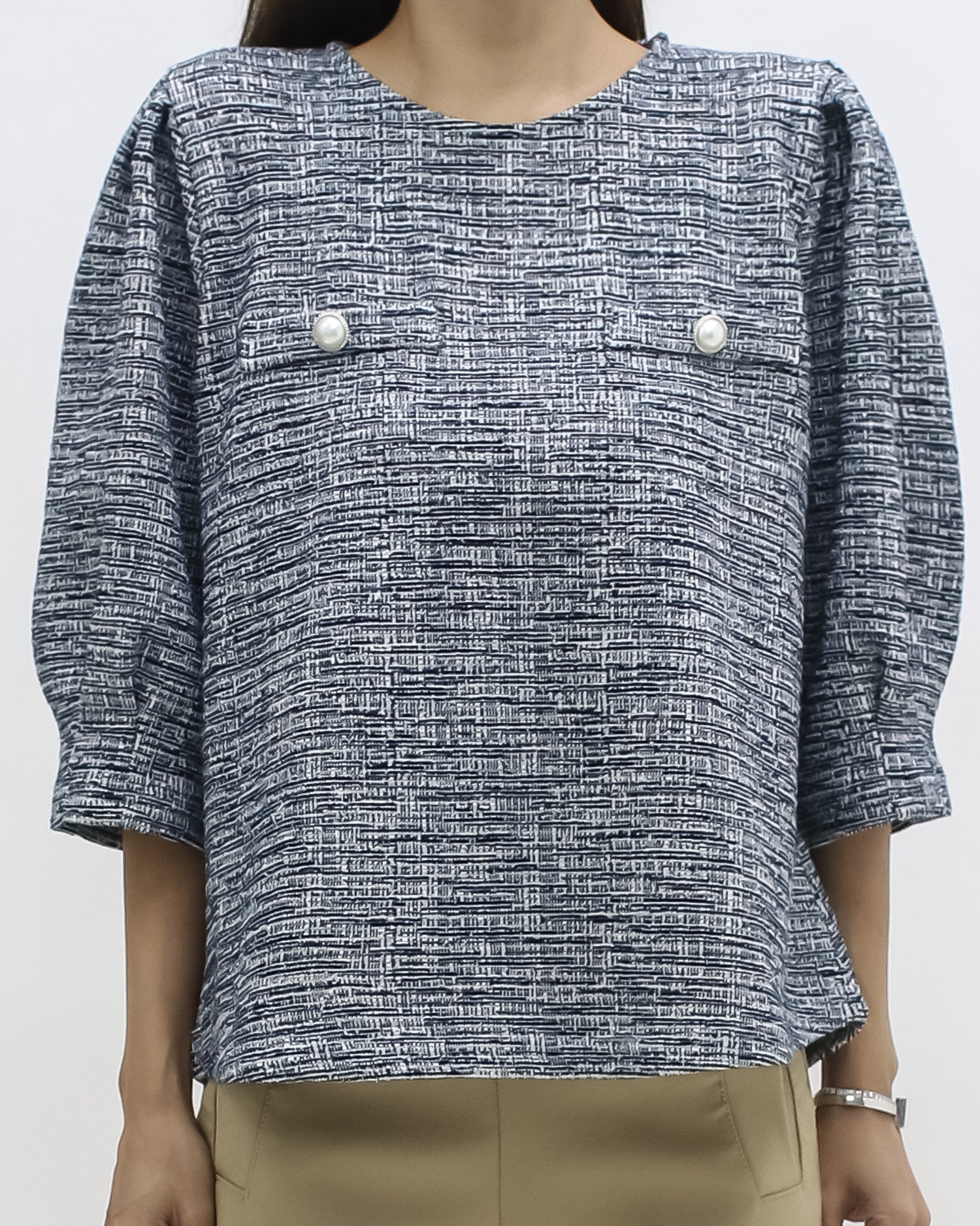 navy tweed puff sleeves top *pre-order*