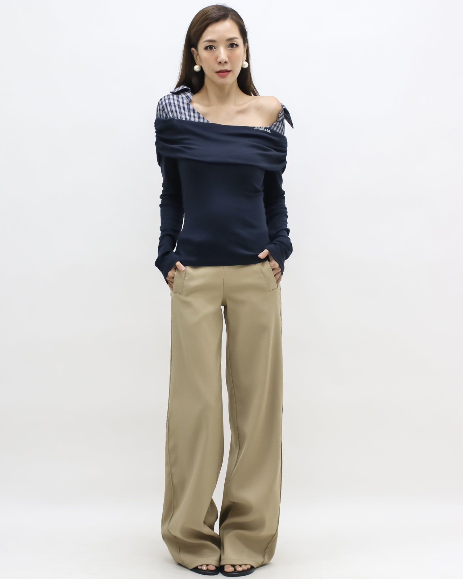 navy w/ checkers shirt collar contrast top *pre-order*