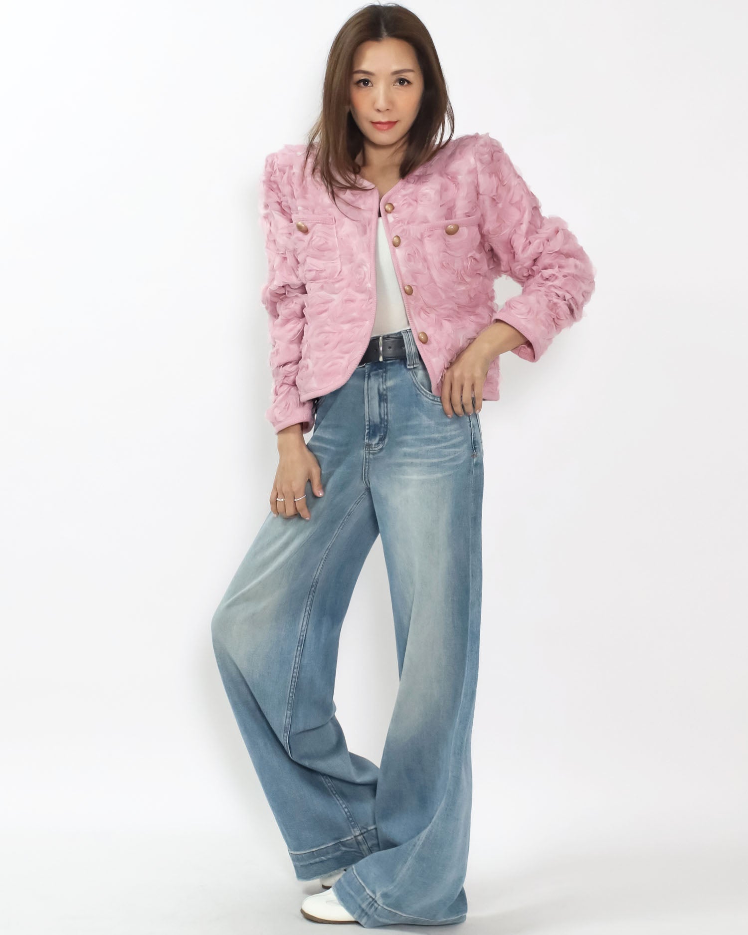 washed blue denim straight legs jeans w/ belt *pre-order*