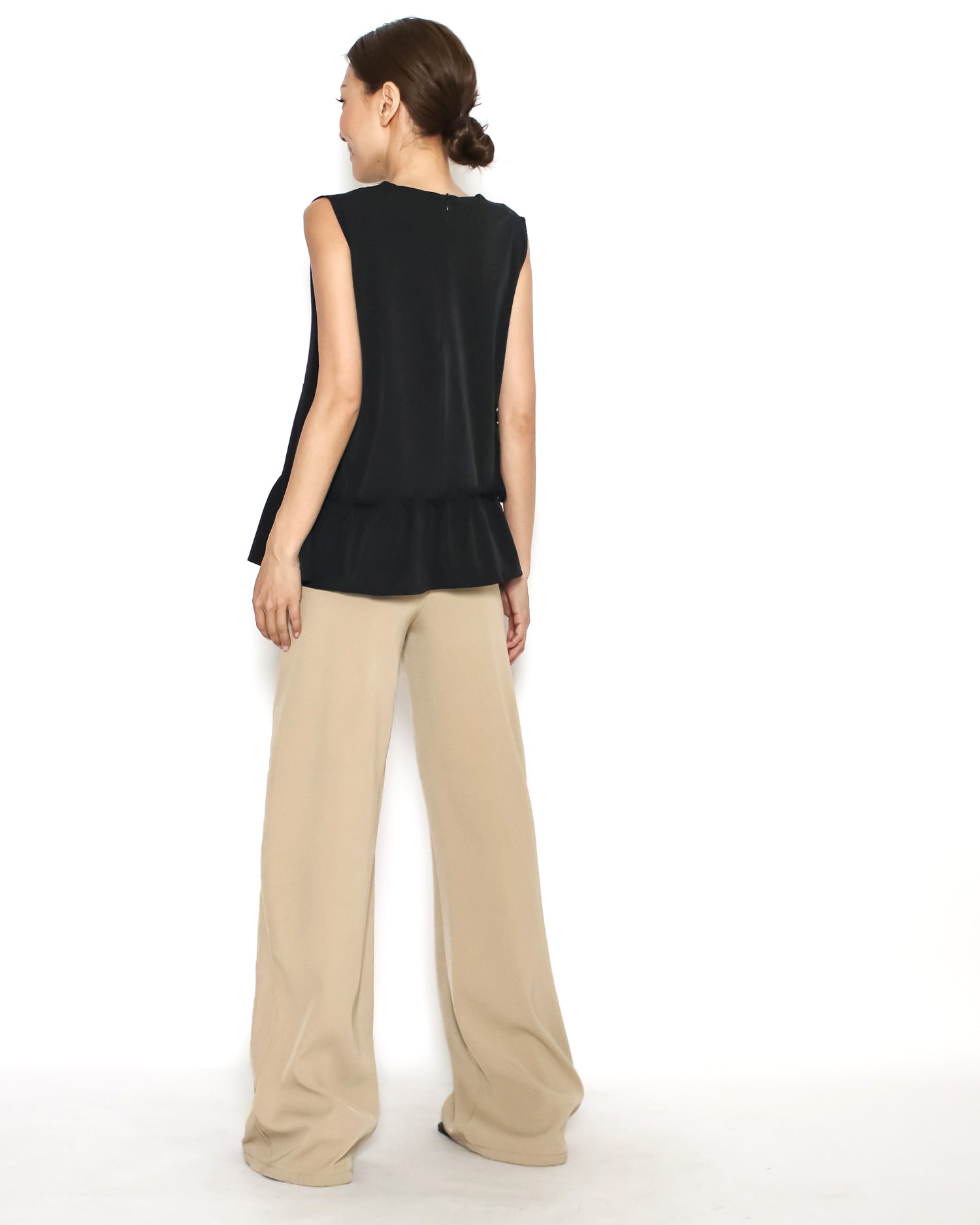 black diamonds w/ flare hem vest *pre-order*