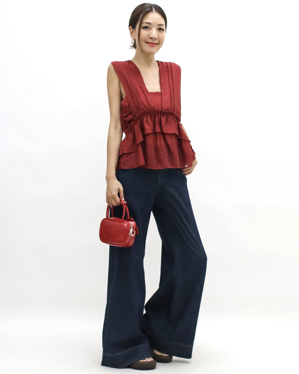 burgundy ruffles hem vest *pre-order*