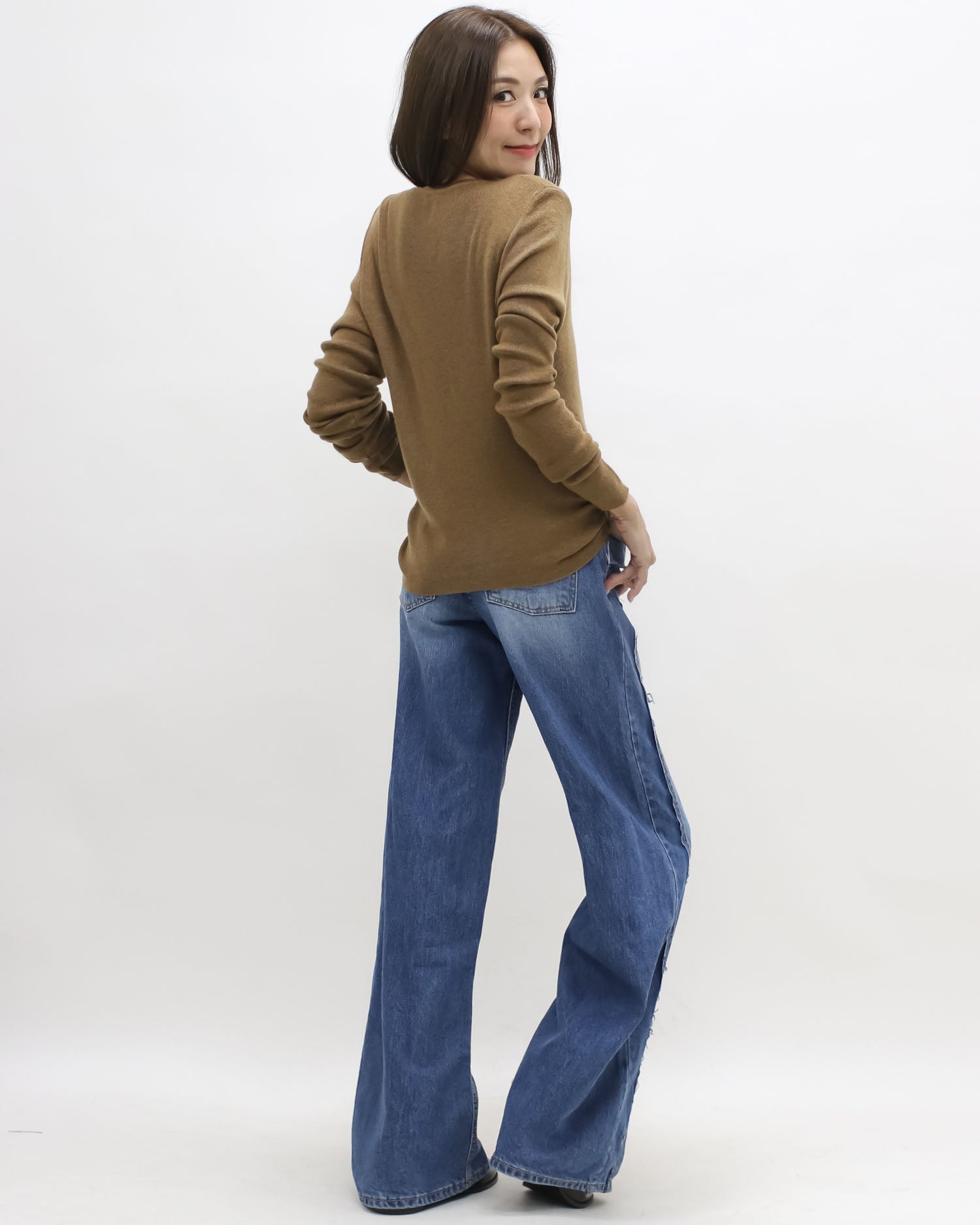 beige w/ ivory layer knitted top