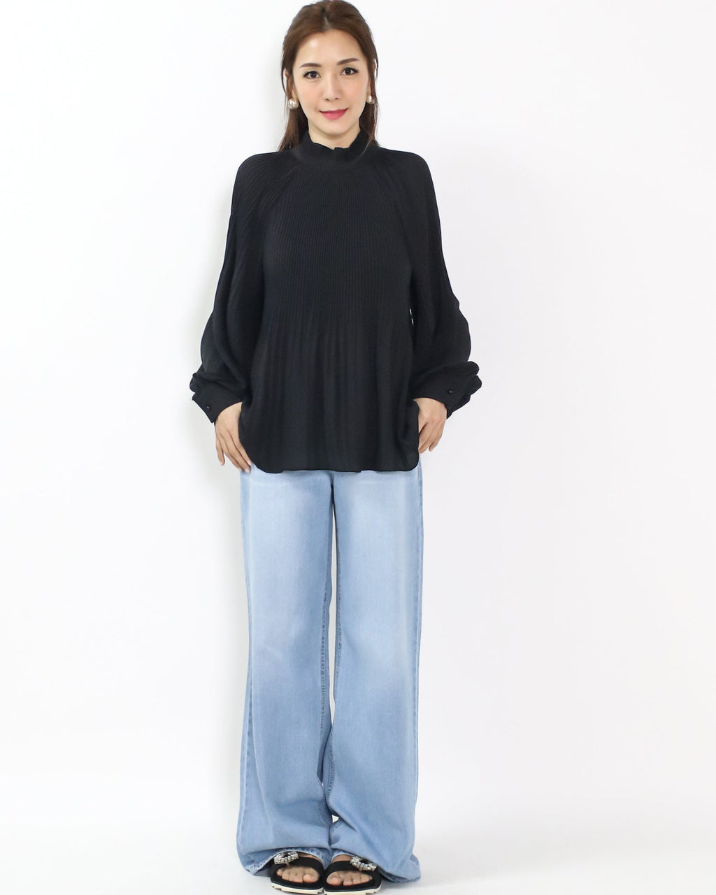 black pleats chiffon top *pre-order*