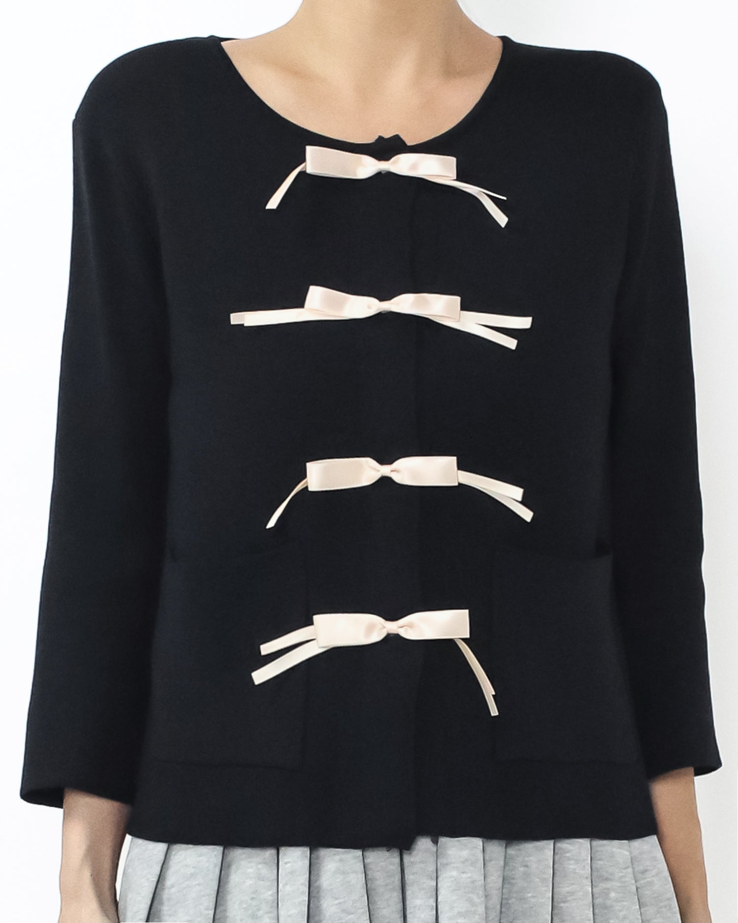 black w/ pink satin ribbons knitted top *pre-order*