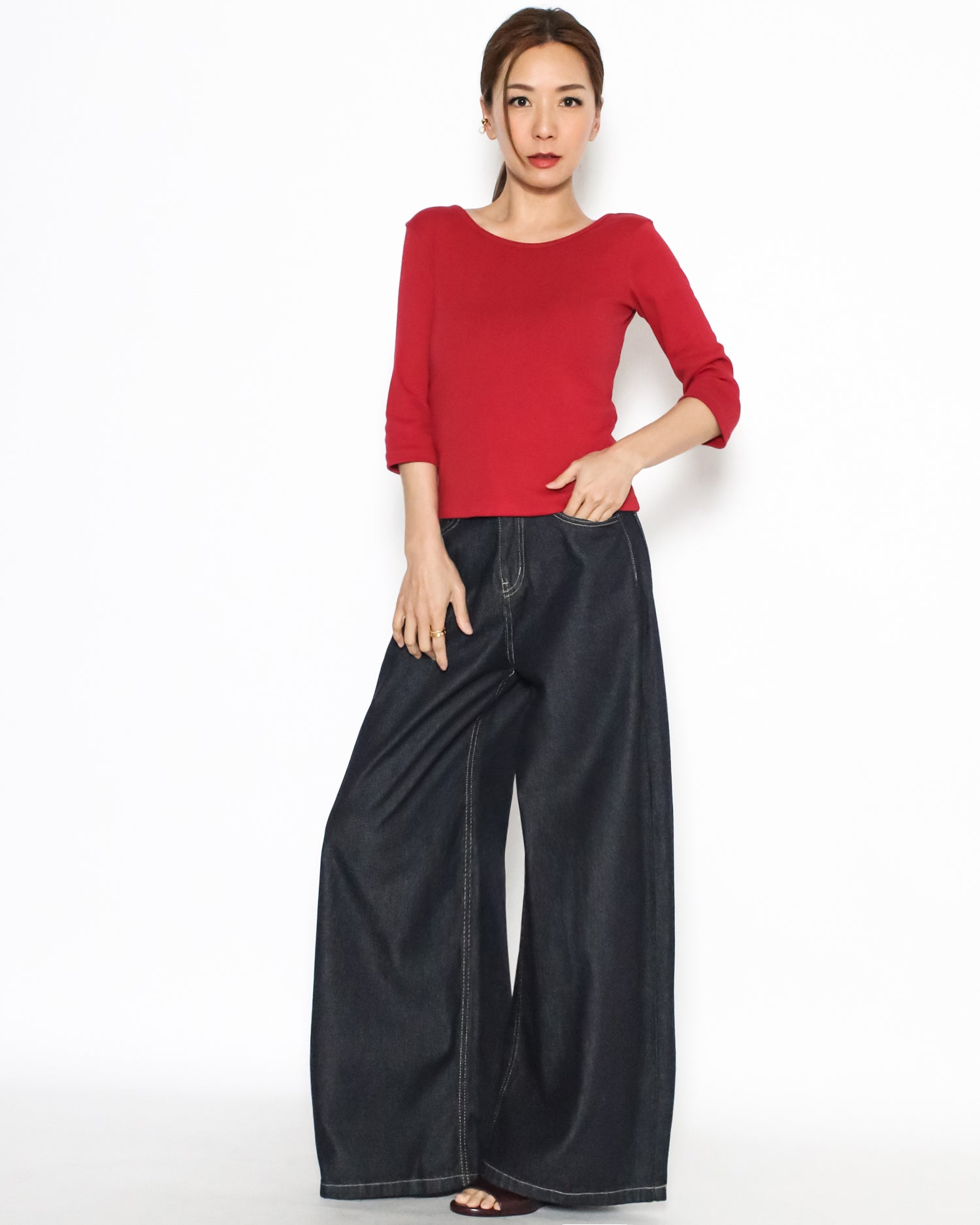 red U back tee *pre-order*