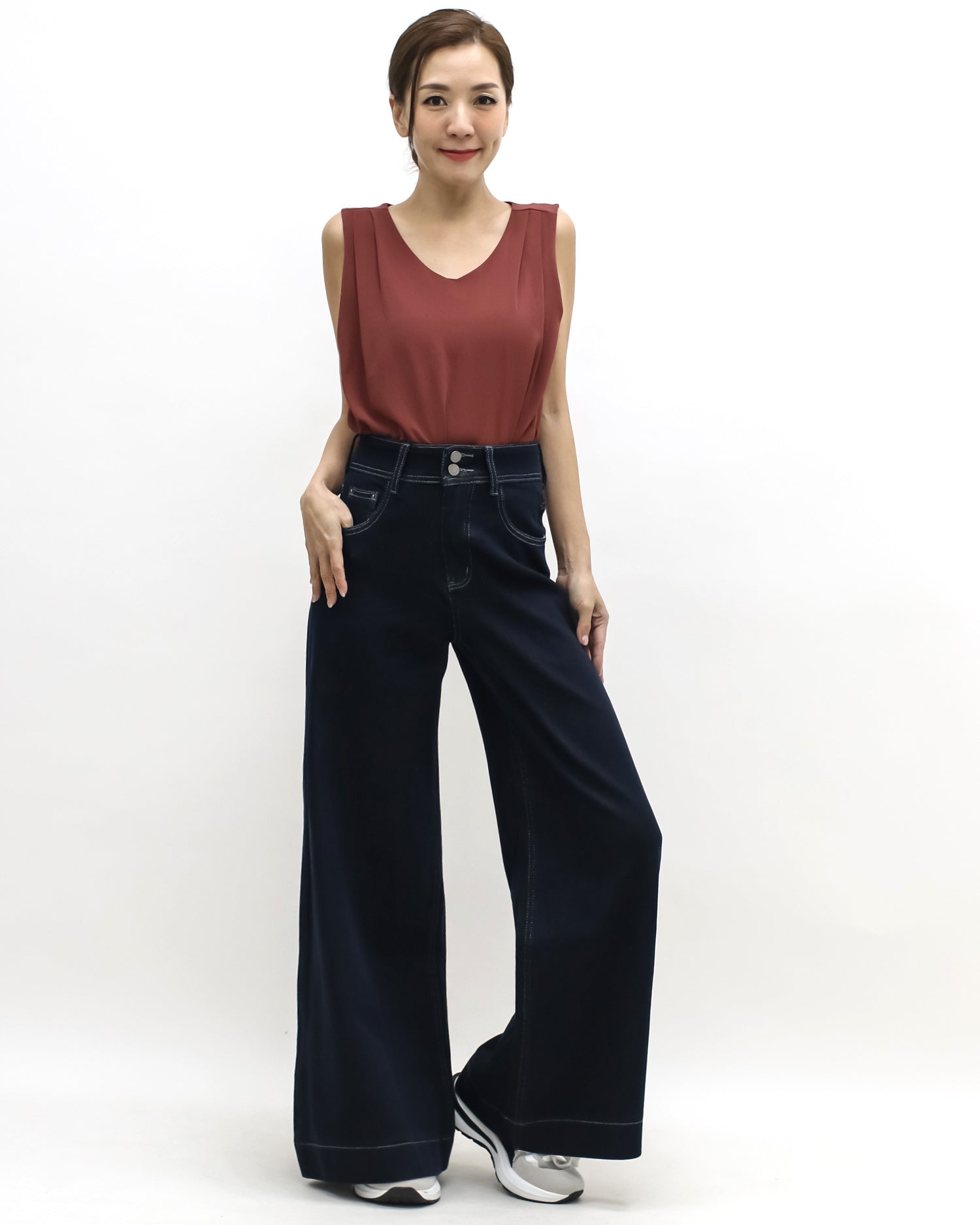 red pleats front slinky vest