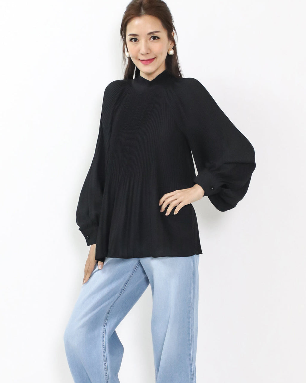 black pleats chiffon top *pre-order*