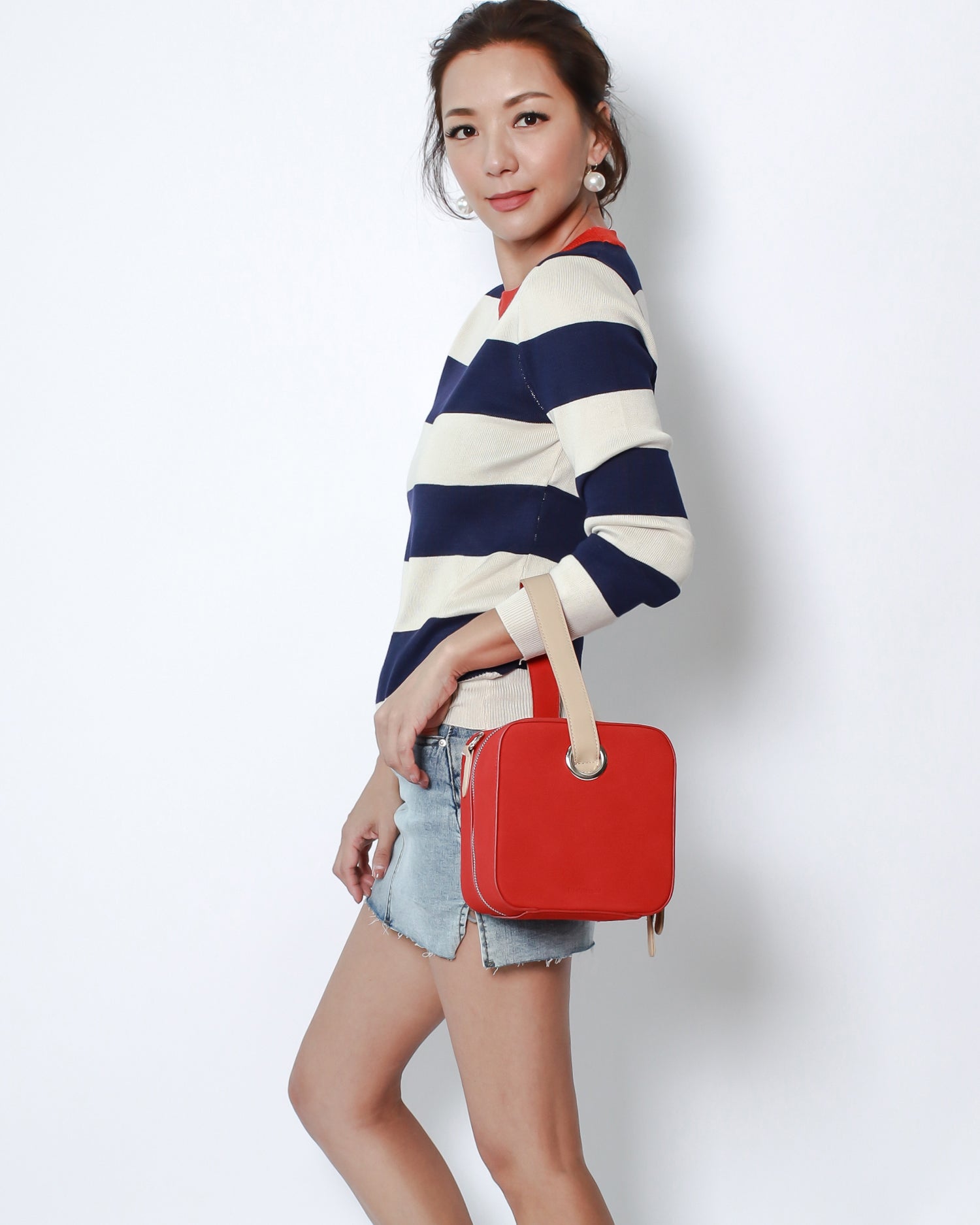 beige & navy stripes with red neckline knitted top *pre-order*