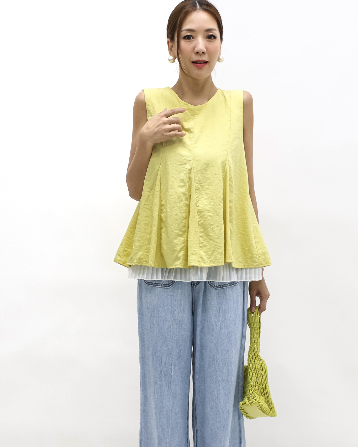 yellow pleats w/ ivory mesh layer hem vest *pre-order*