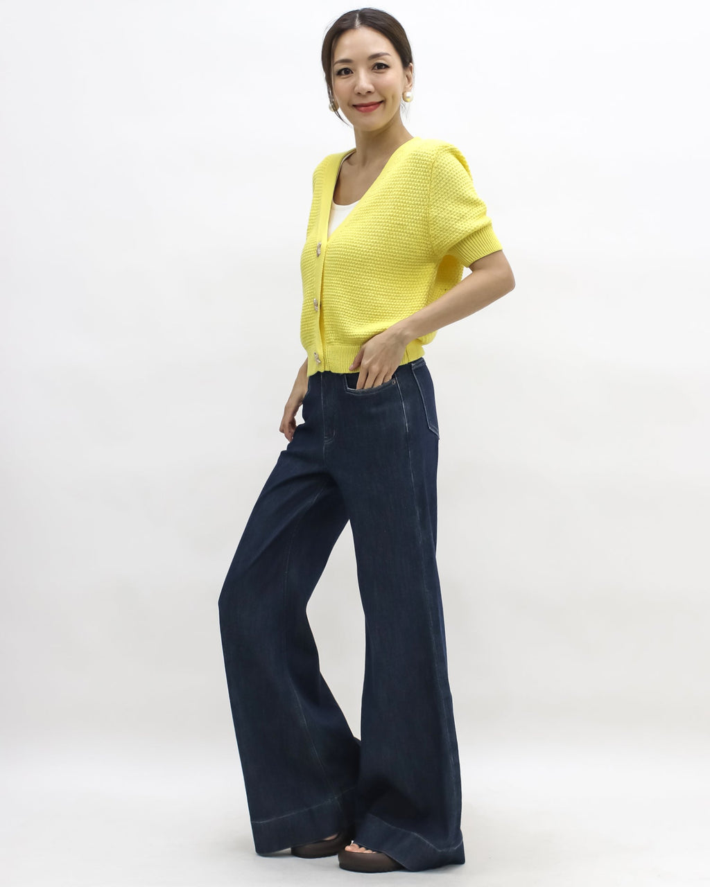 yellow starfish button fine knitted cardigan *pre-order*