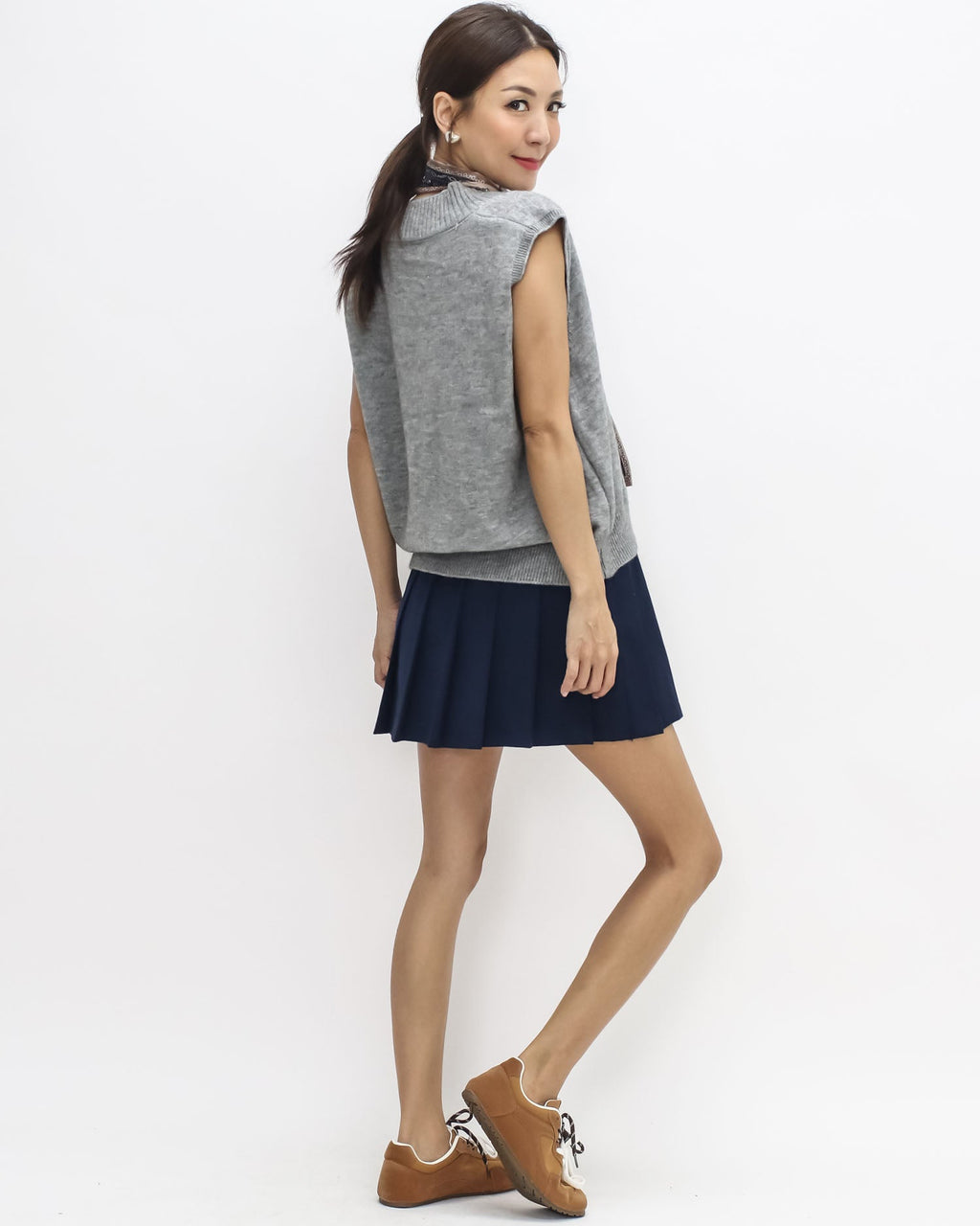 grey w/ printed scarf knitted vest *pre-order*