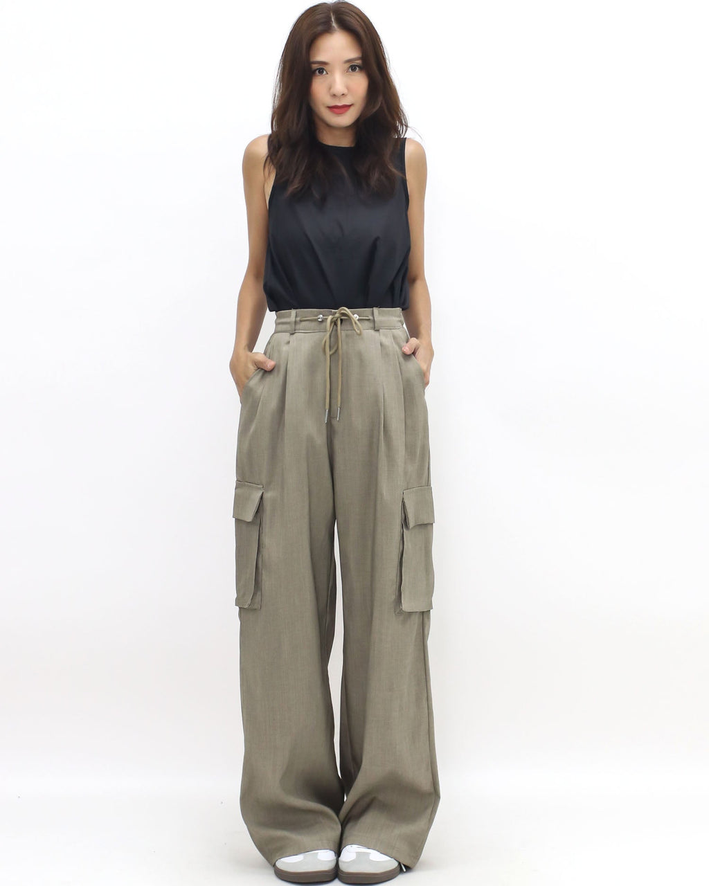 beige sides pockets cargo straight legs pants *pre-order*